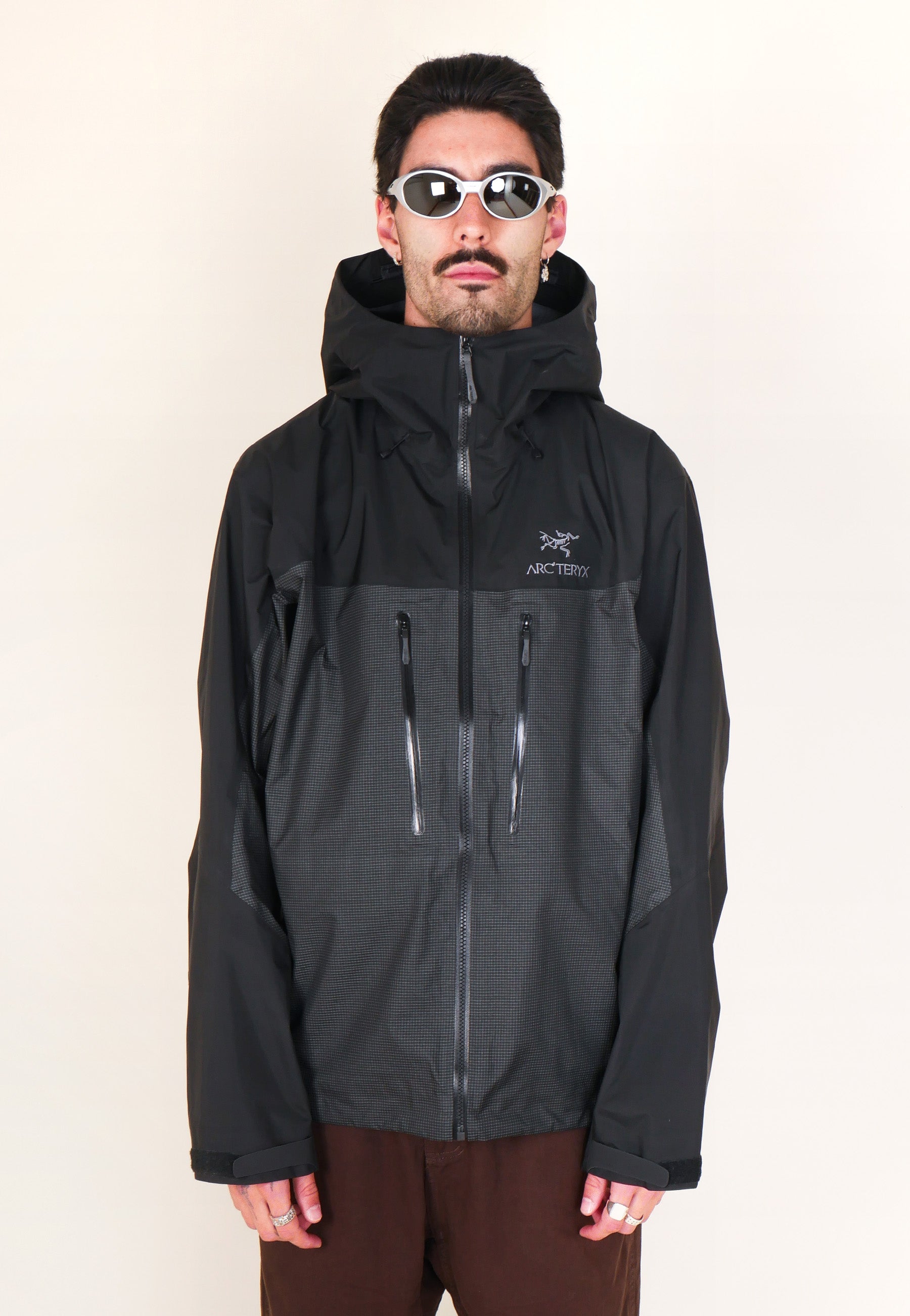 Arc'teryx | Shop Alpha Jacket - Black online | Good As Gold, NZ