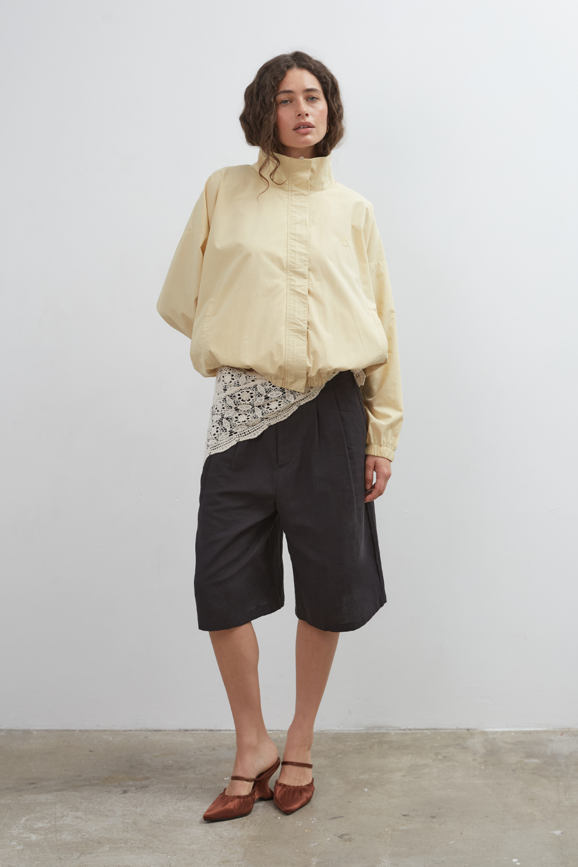 Longline Short - Black
