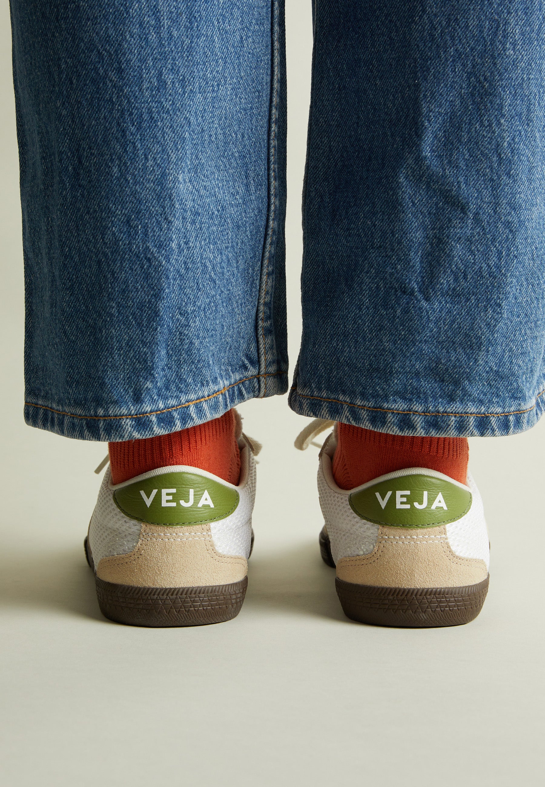 Centre Commercial x Volley - Lunar/Pierre/Almond