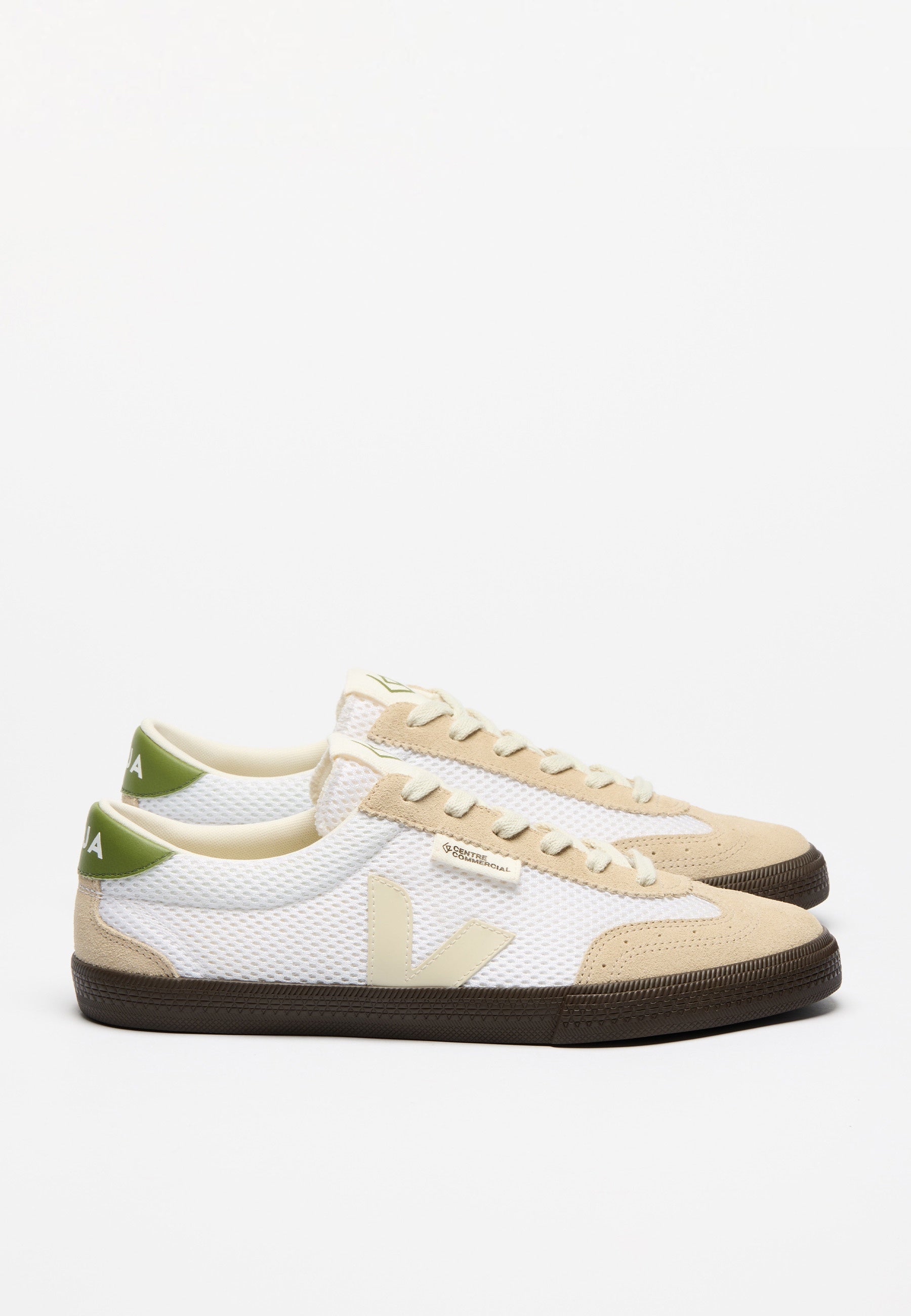 Centre Commercial x Volley - Lunar/Pierre/Almond