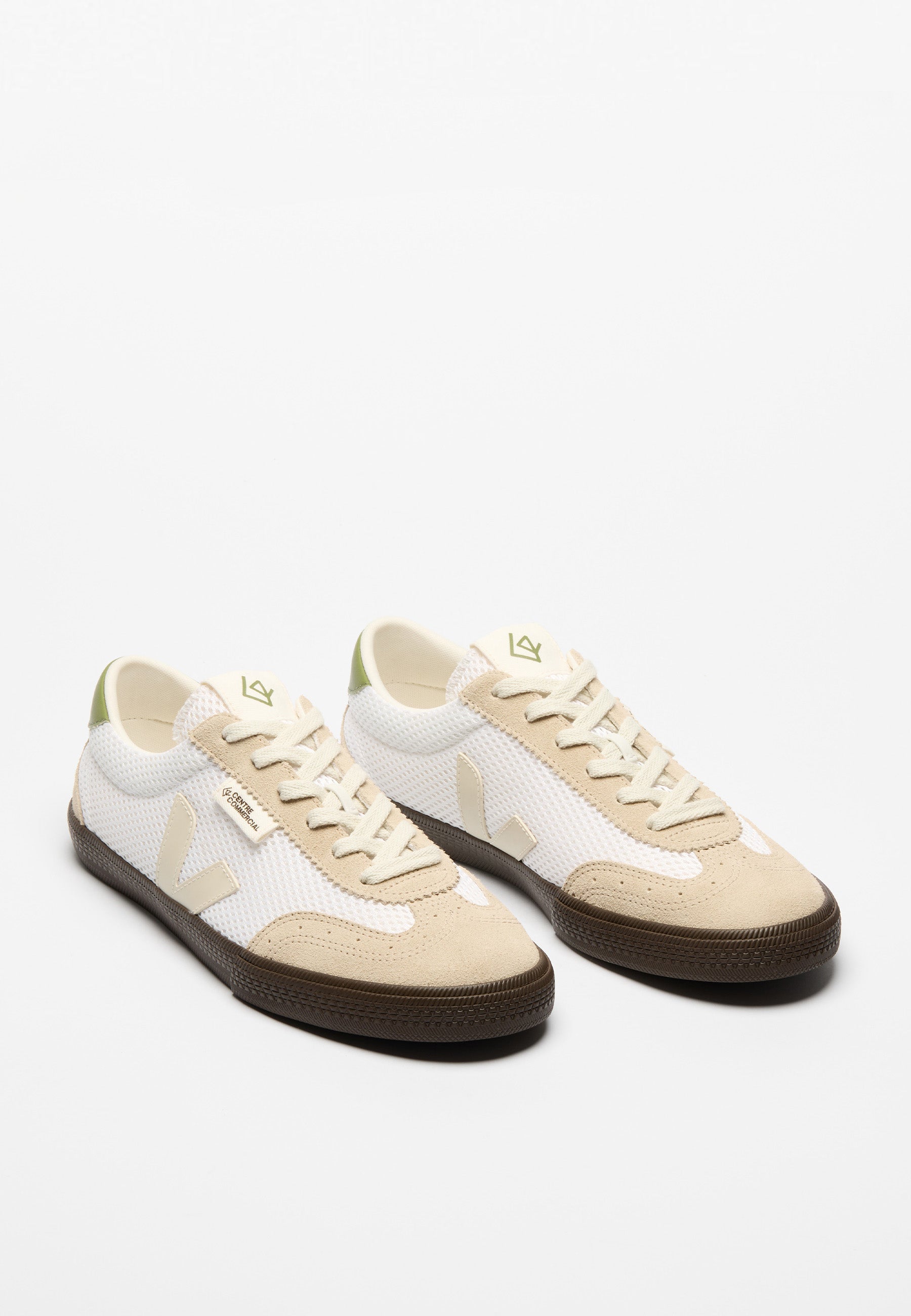 Centre Commercial x Volley - Lunar/Pierre/Almond