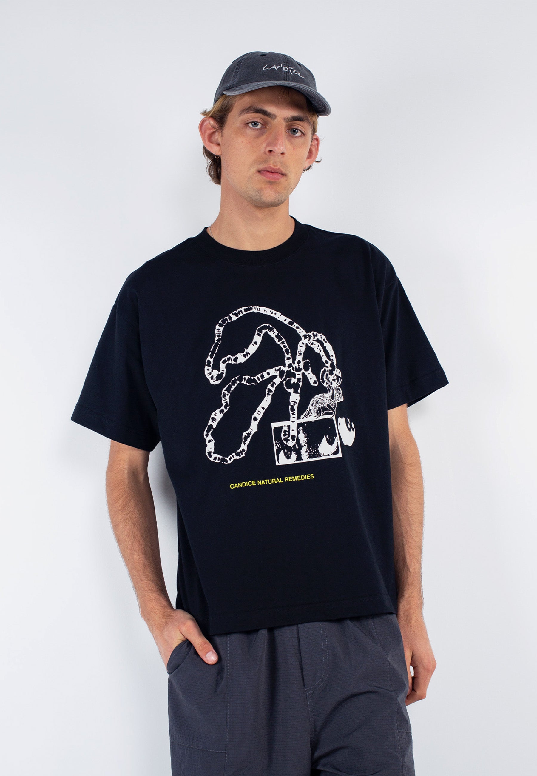 Remedies T-shirt - Black