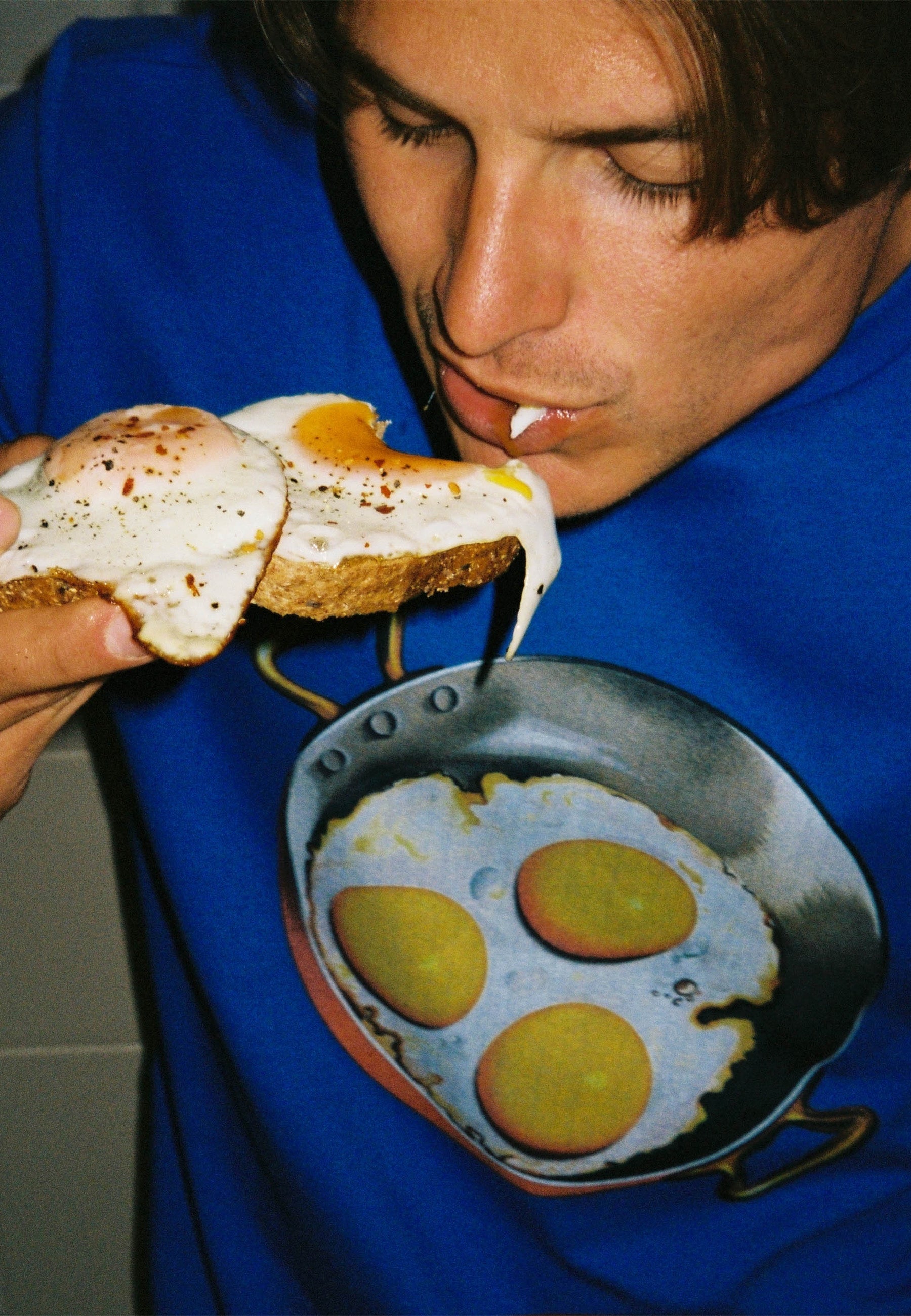 Eggs T-Shirt - Royal Blue