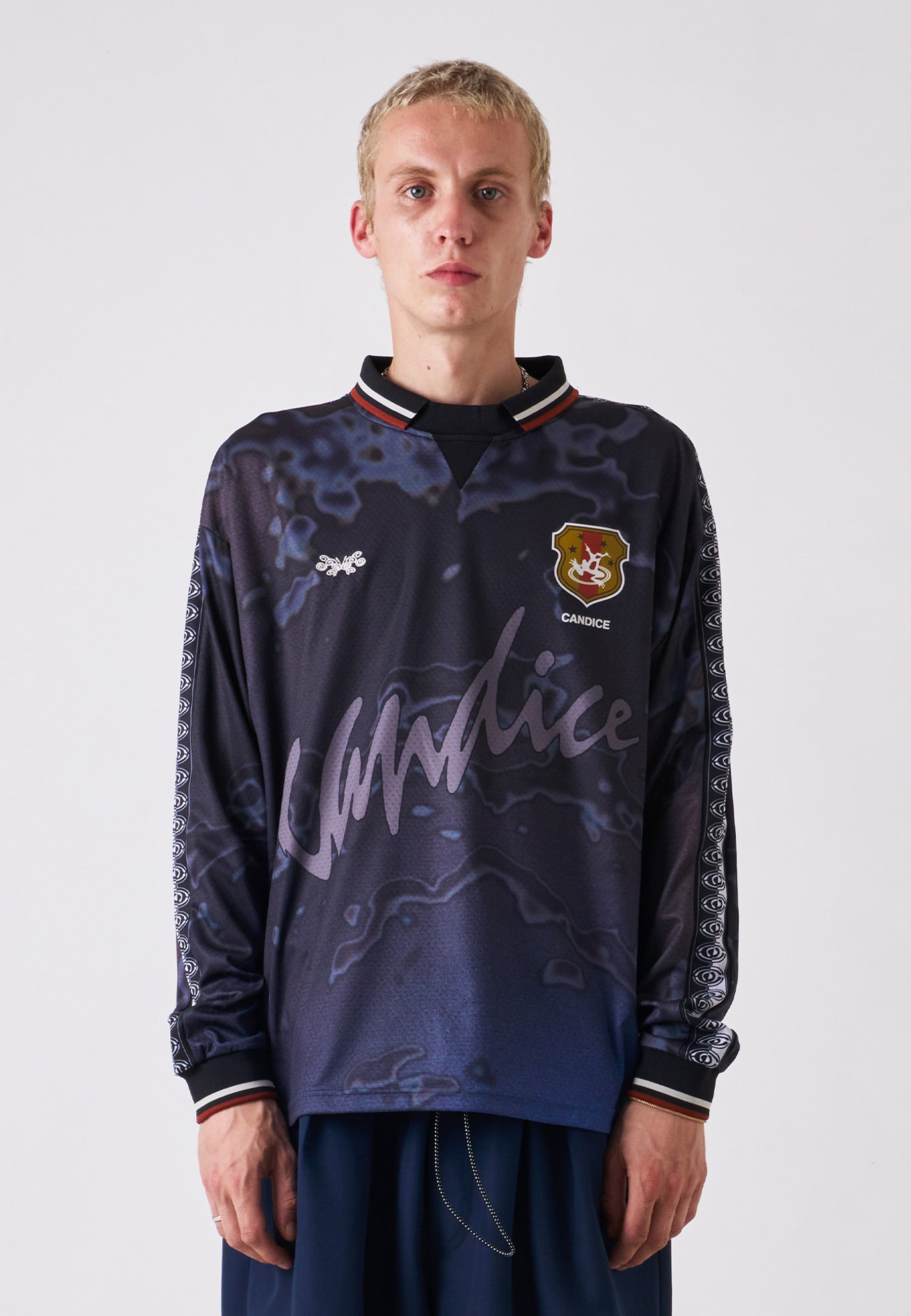 Frog Dreaming Jersey - Black/Blue