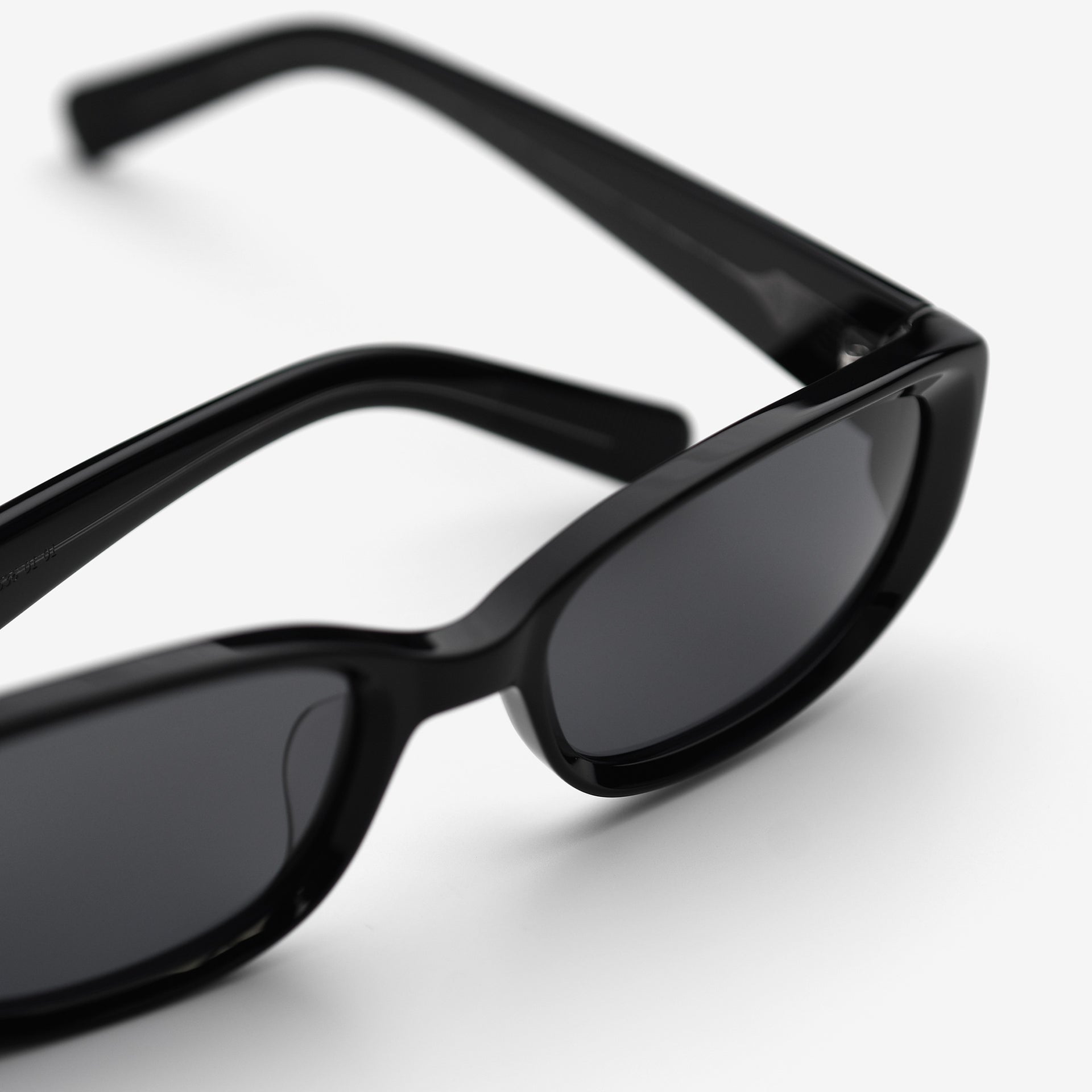 Mira Sunglasses - Black