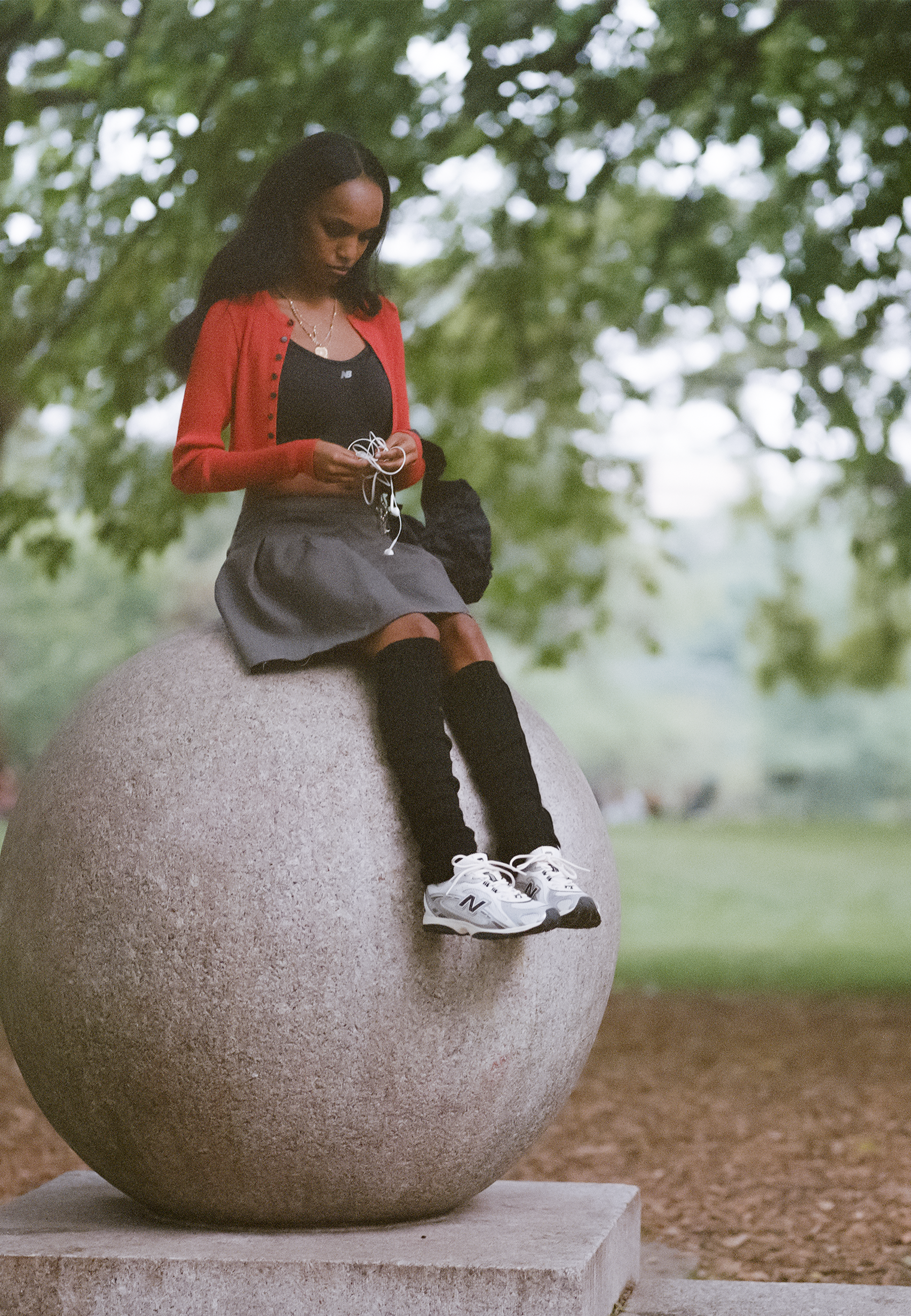 204 - Silver/Black - U204LSWD