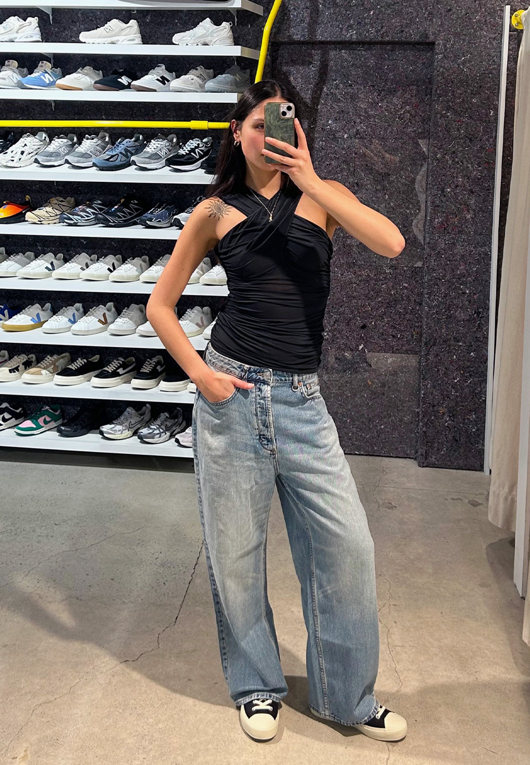Jeans yoko store