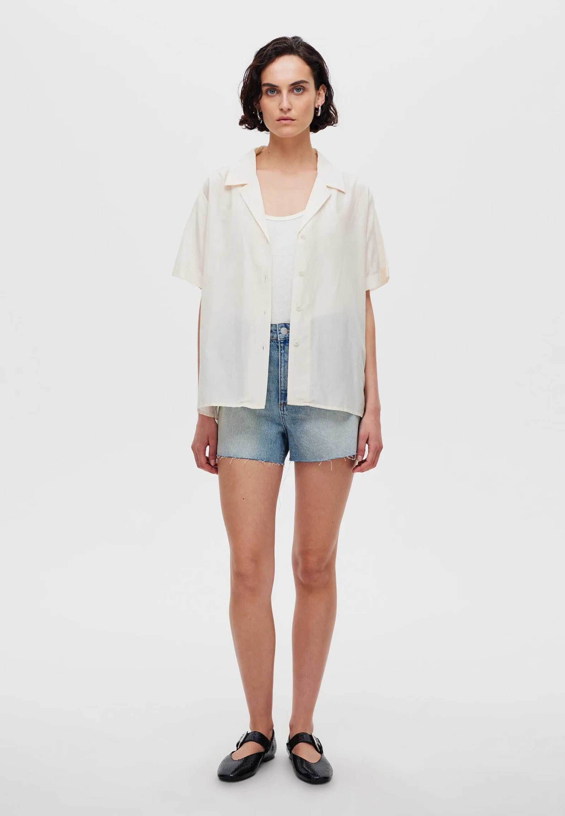 Sheer Resort S/S Shirt - Light Cream