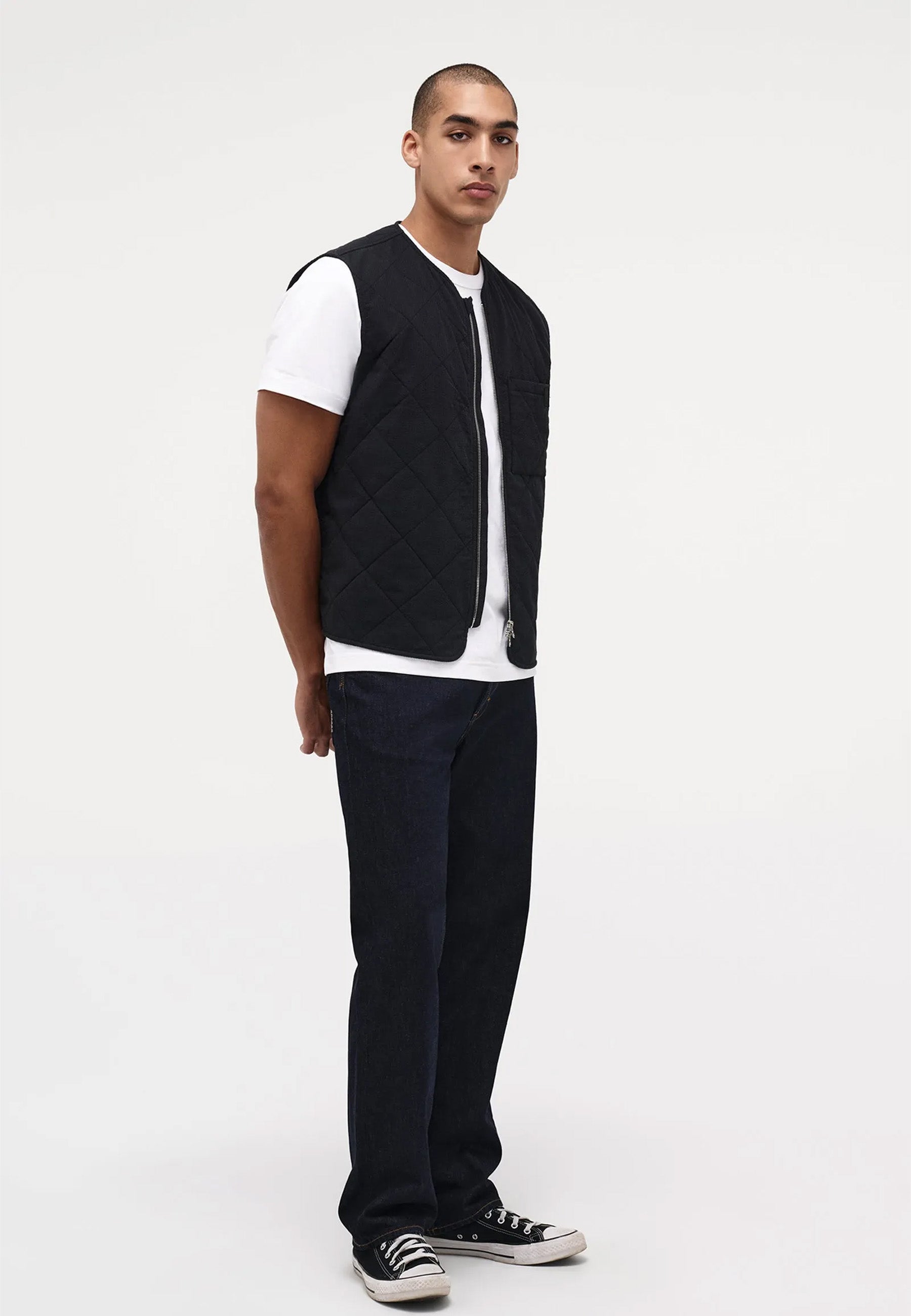 Disconnected Quilted Gilet - Black