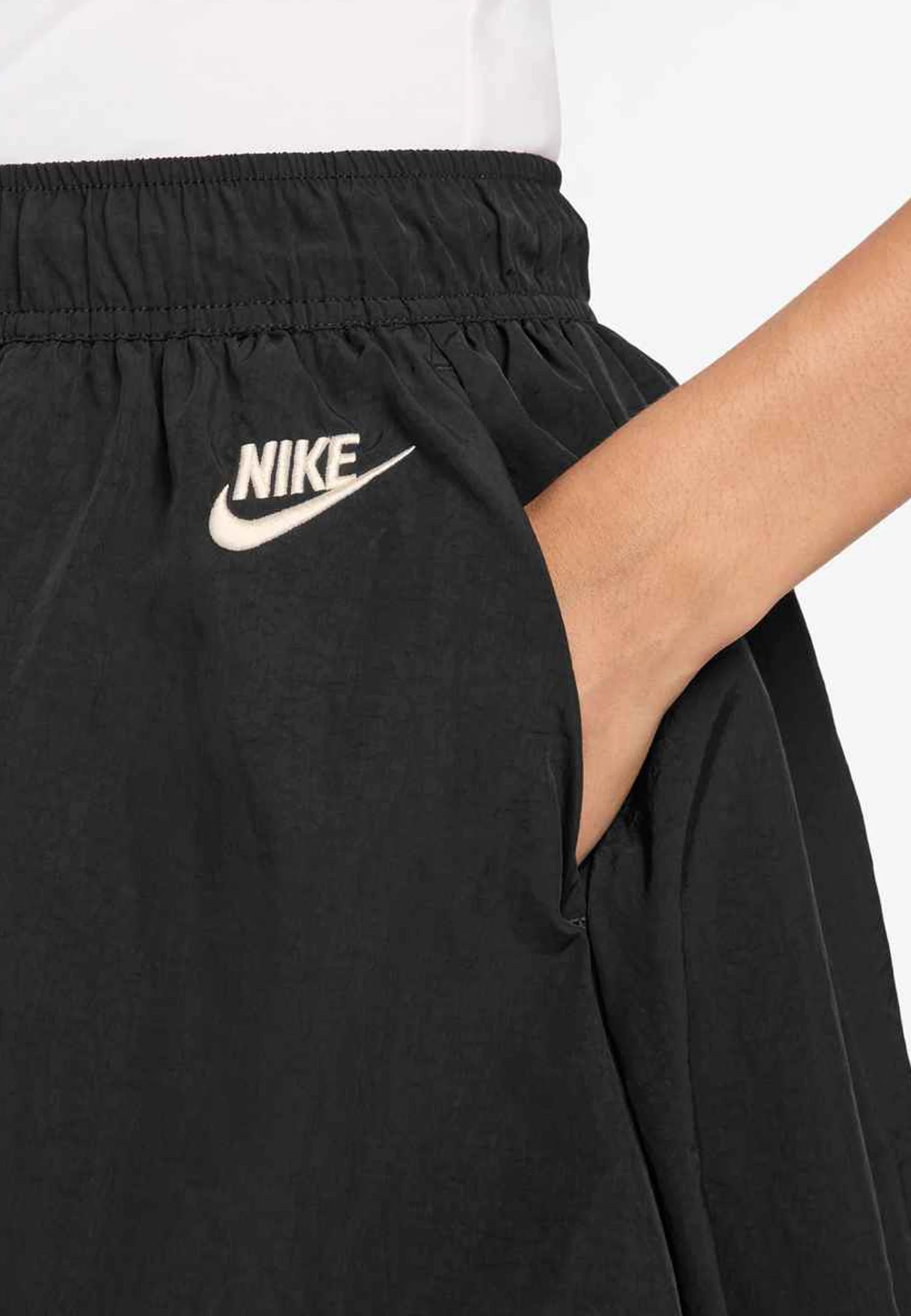 Women's Loose Bubble Skirt - Black