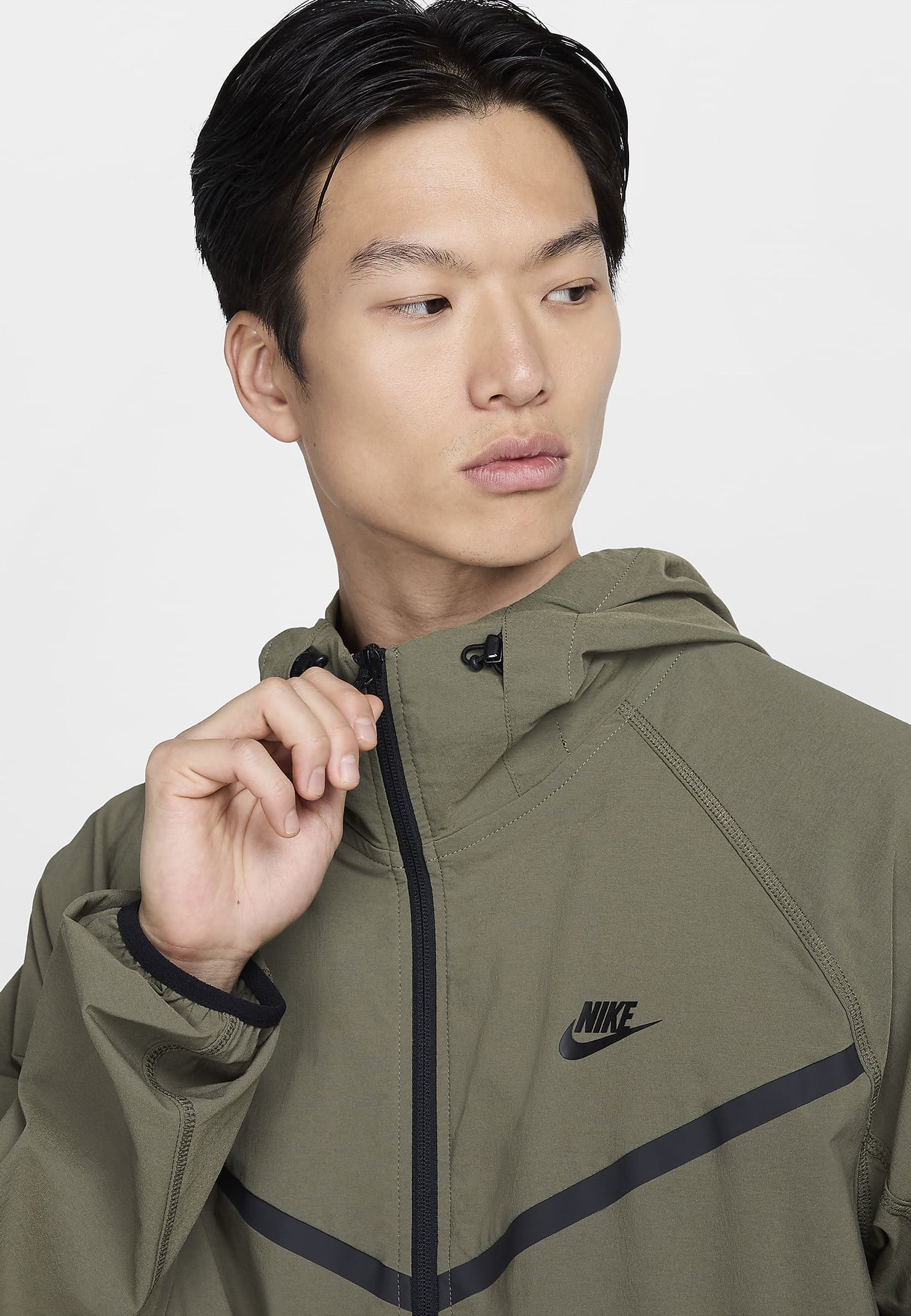 2XL 新品 ナイキ テック ウインドランナー ナイロンジャケット カーキ NIKE公式】ナイキ テック メンズ ジャケット.オンラインストア