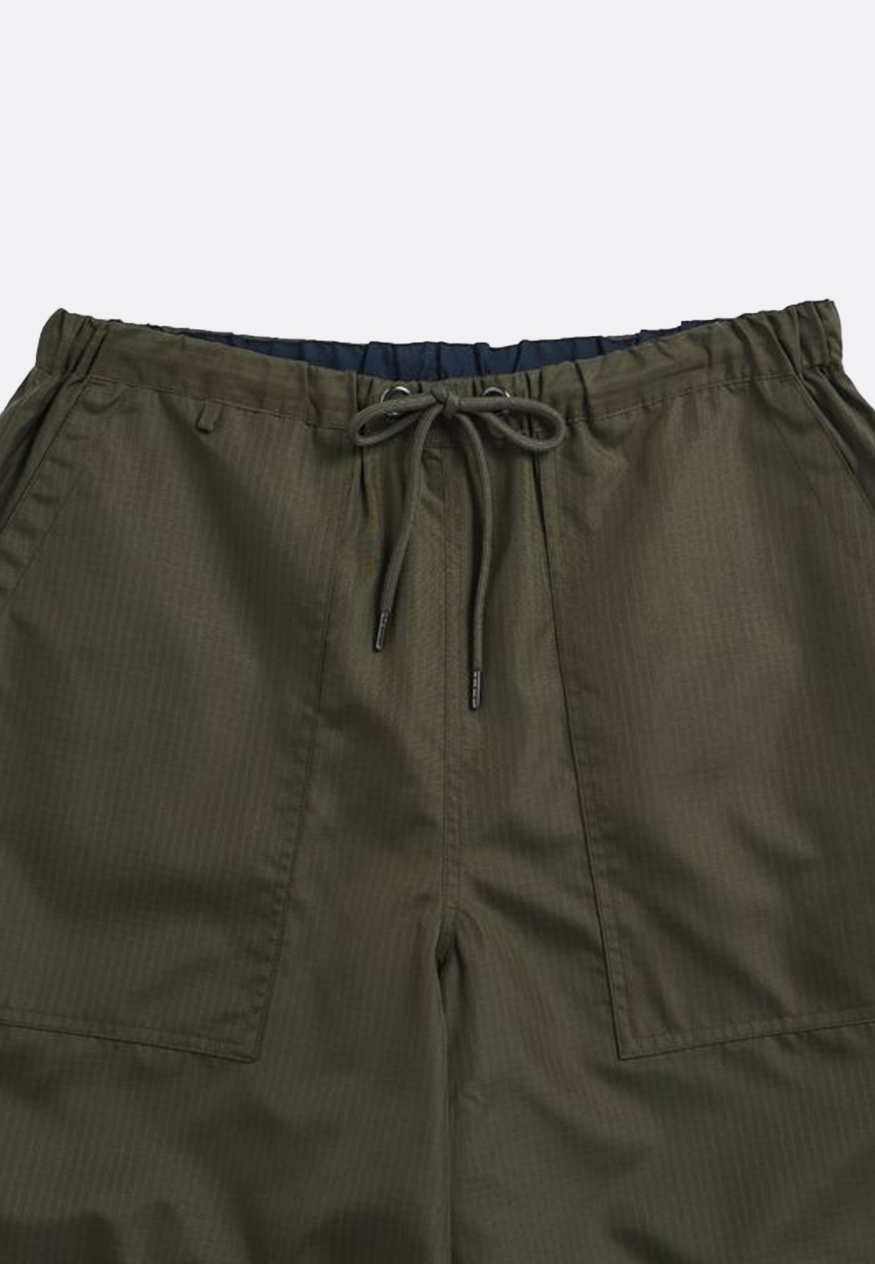 Non Down Military Reversible Wide Shorts - Black