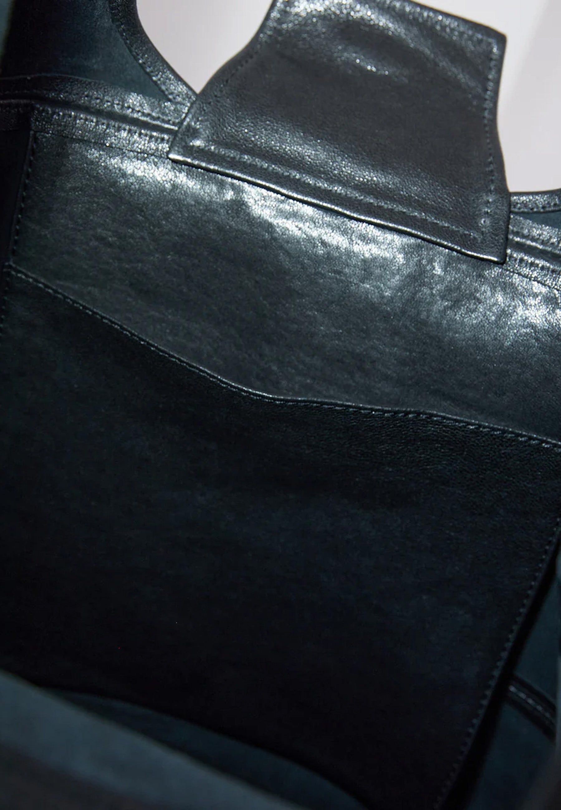 Riba Shoulder Bag - Black