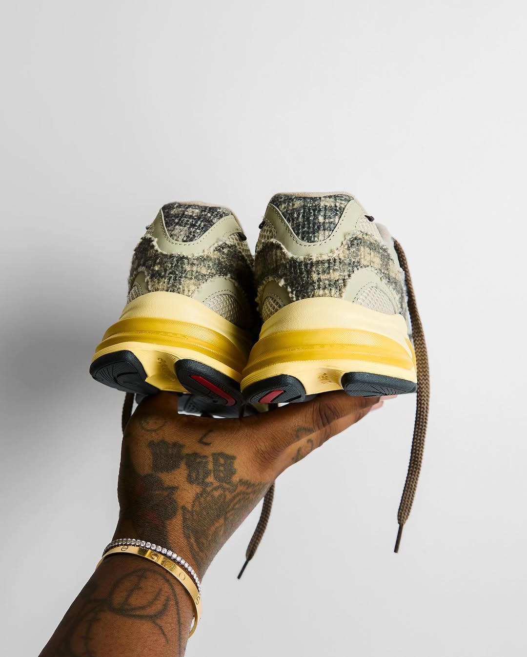 JFG x Abzorb 2010 - "Bag Lady" U2010JG1