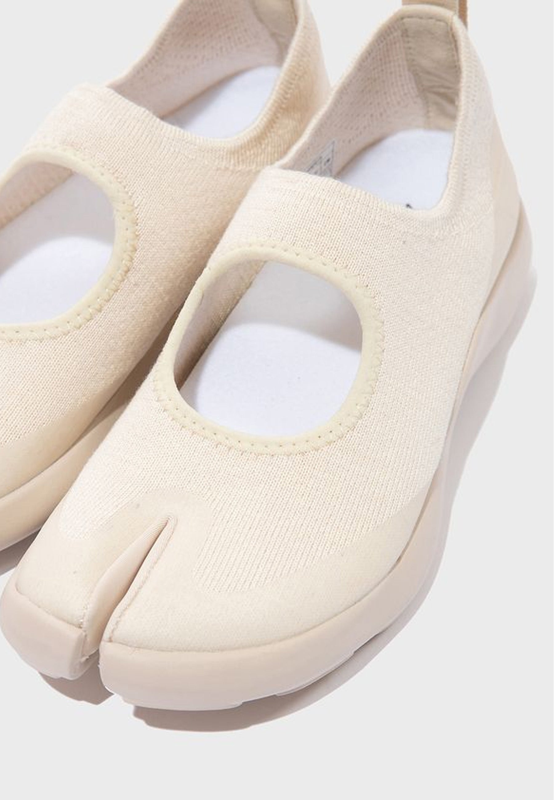 Tabi Sandal - Off-White