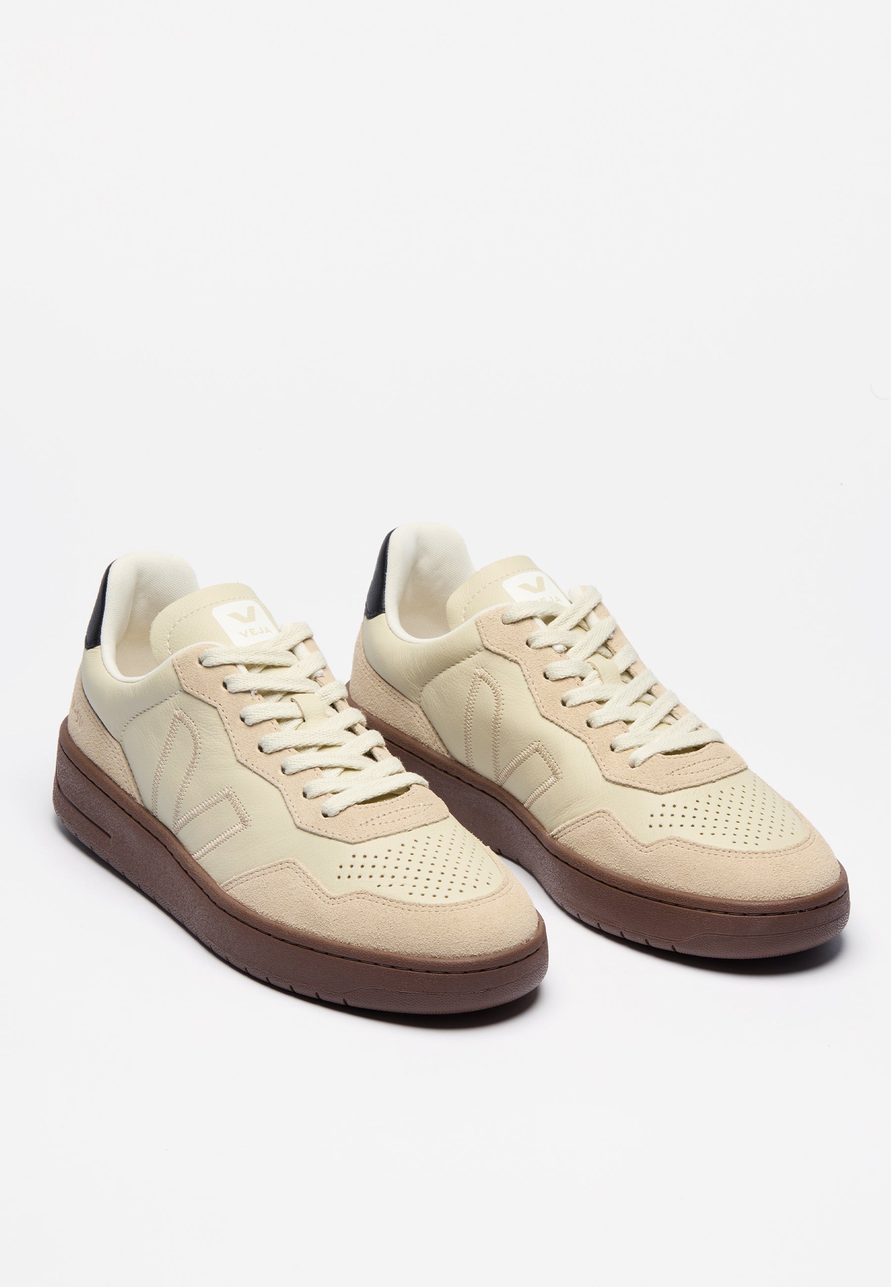 VEJA | Buy V-90 ZZ O.T Leather - Pierre/Almond/Black online | Good