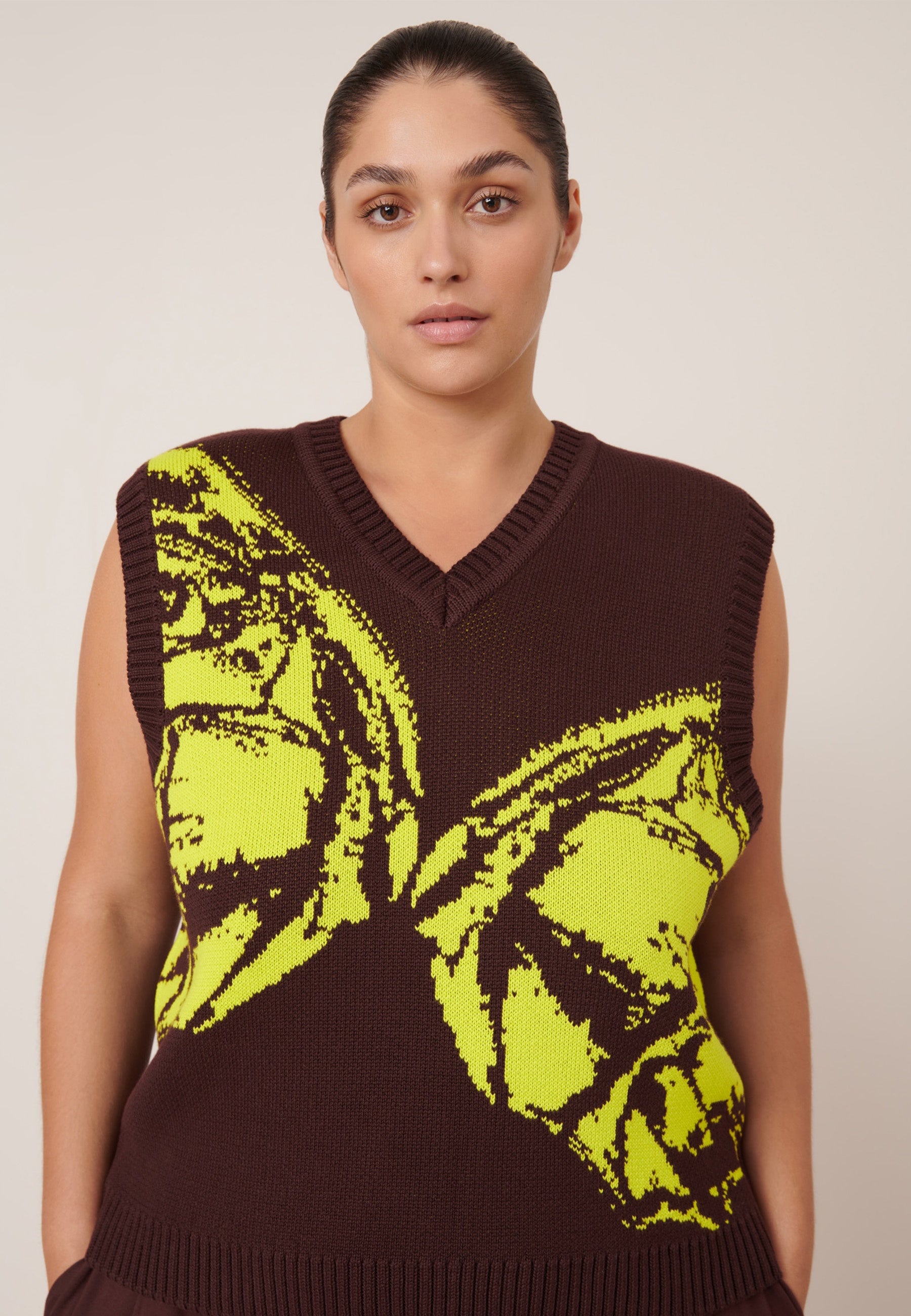 Wingspan Vest - Mahogany