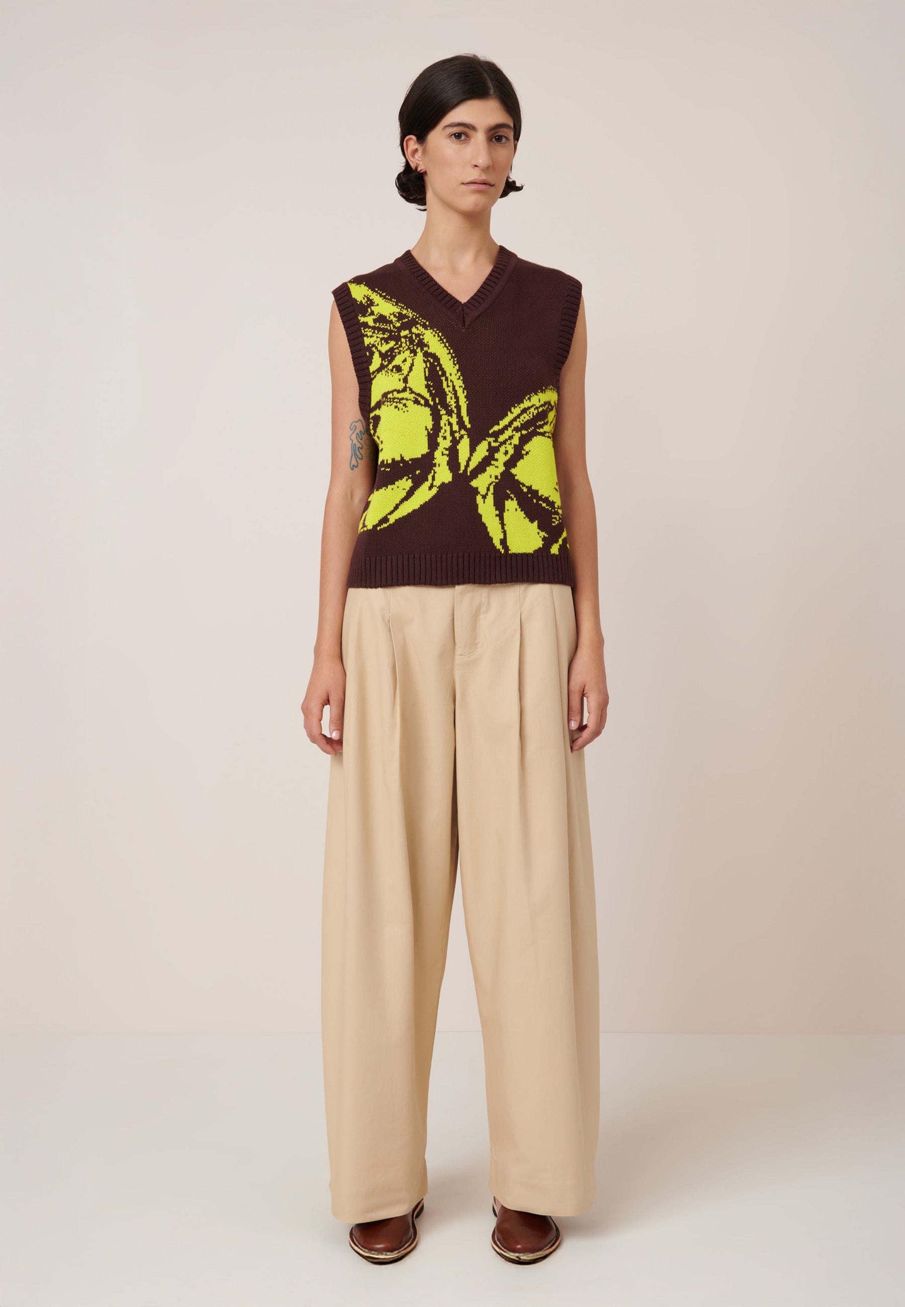 Wingspan Vest - Mahogany