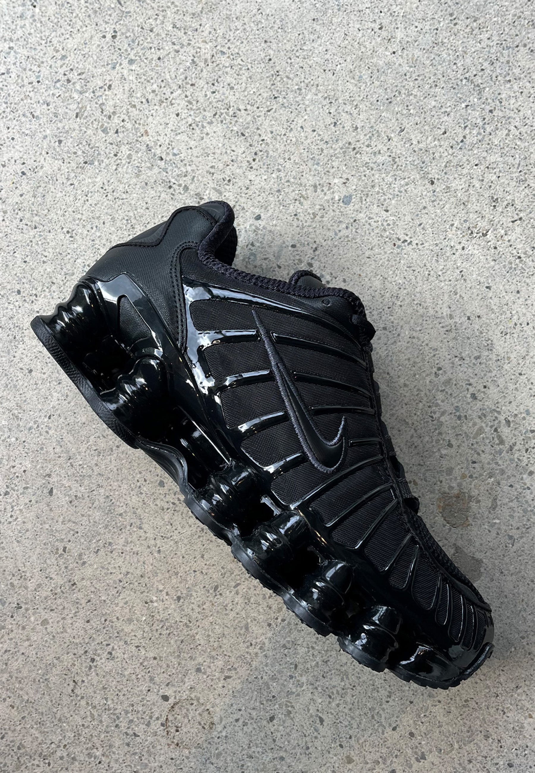 Nike Shox Black Metallic Hematite 2019 Nike Men's Shox TL Black