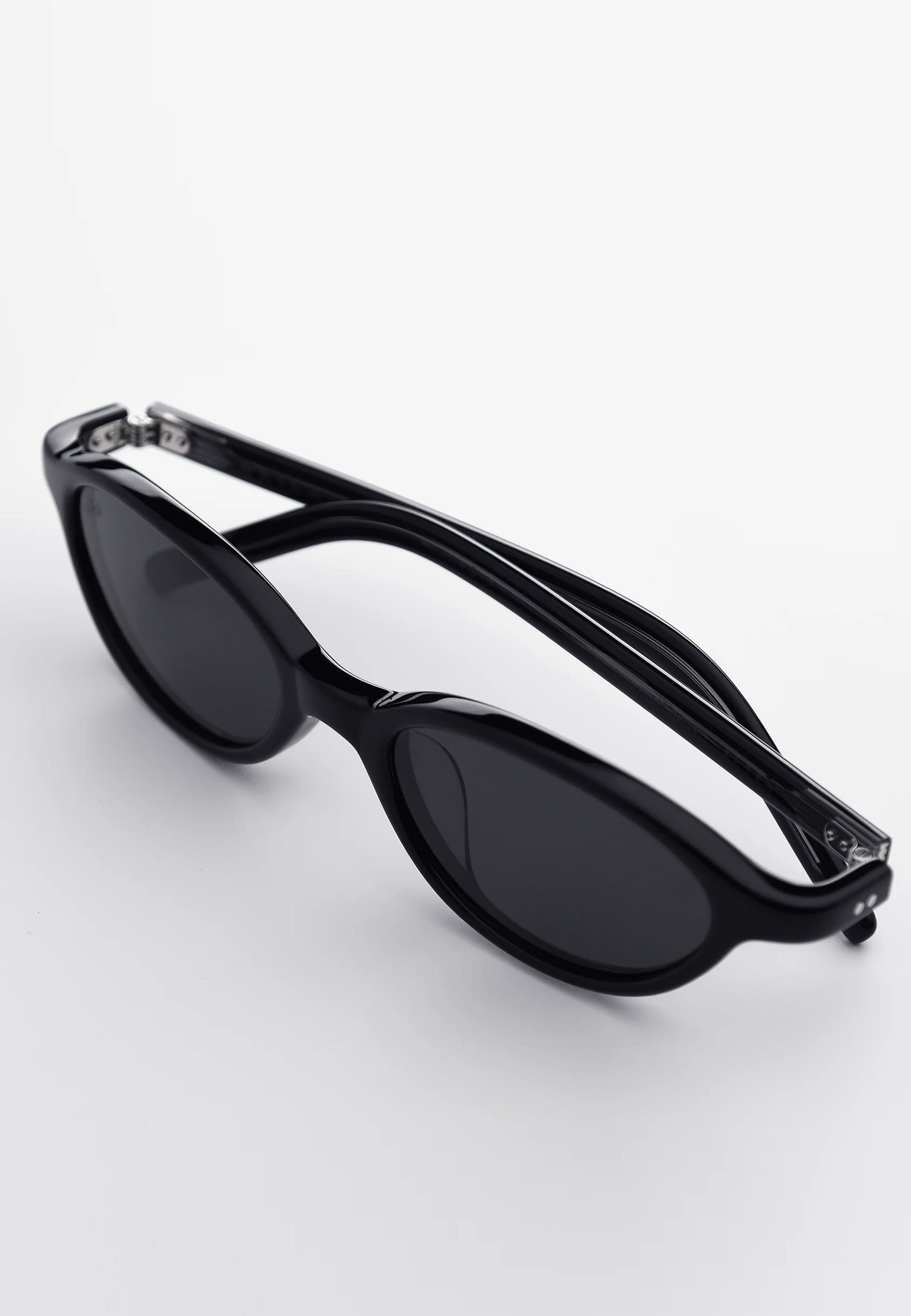 Alien Sunglasses - Black