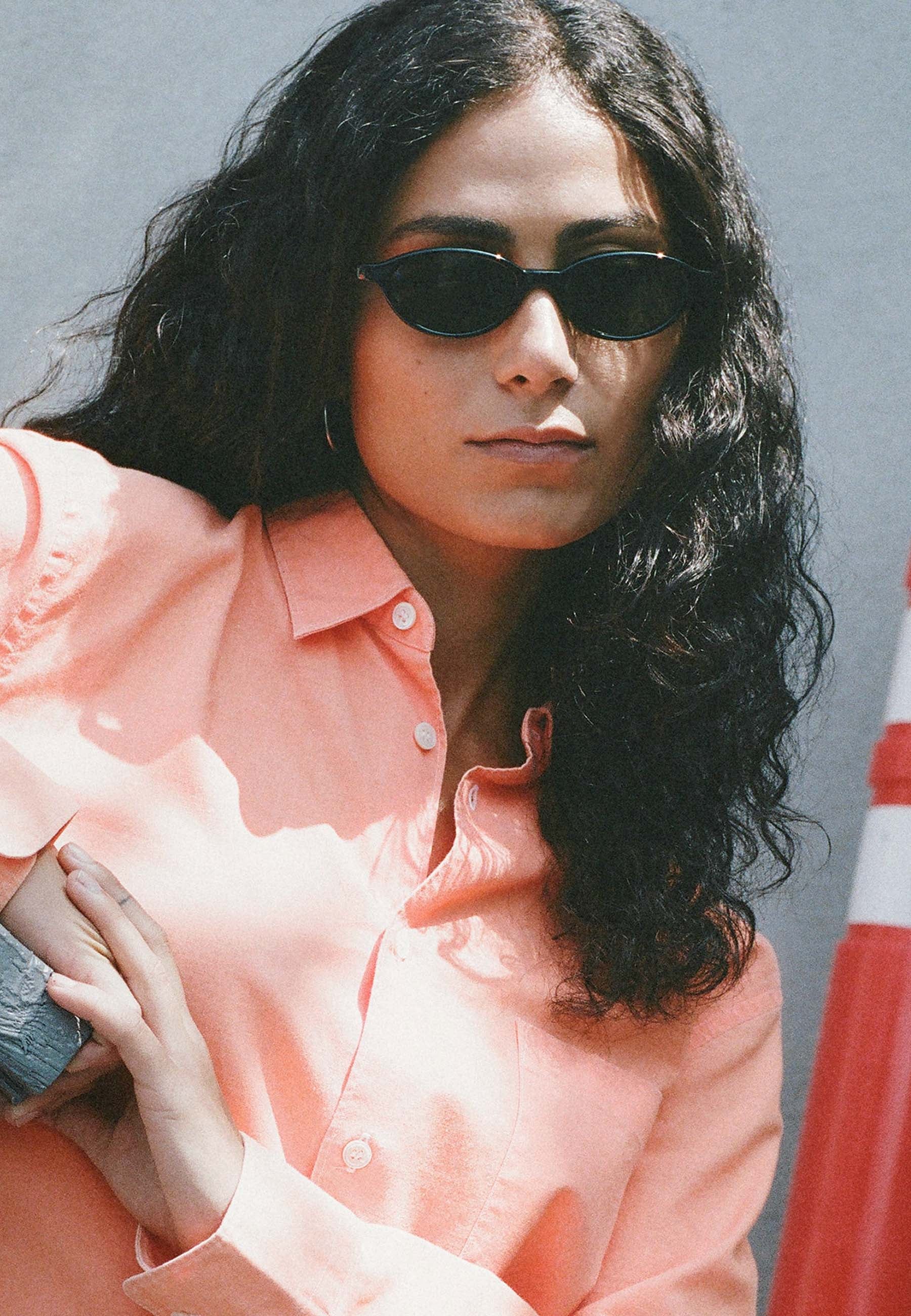 Alien Sunglasses - Black