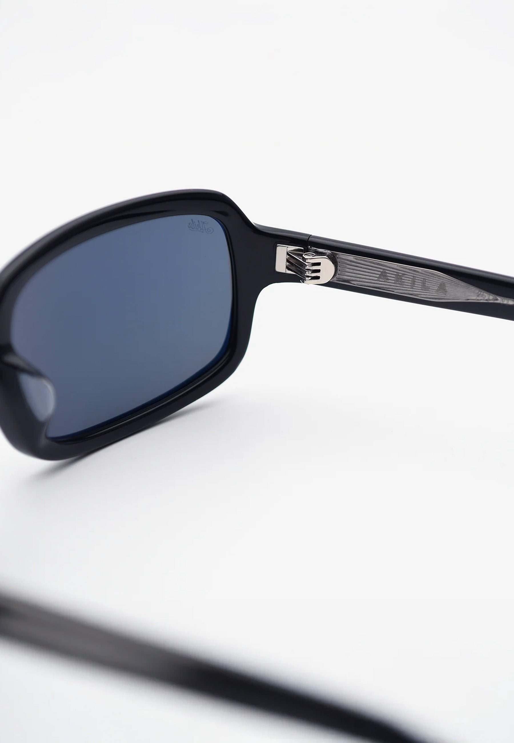 Cosmos Sunglasses - Black