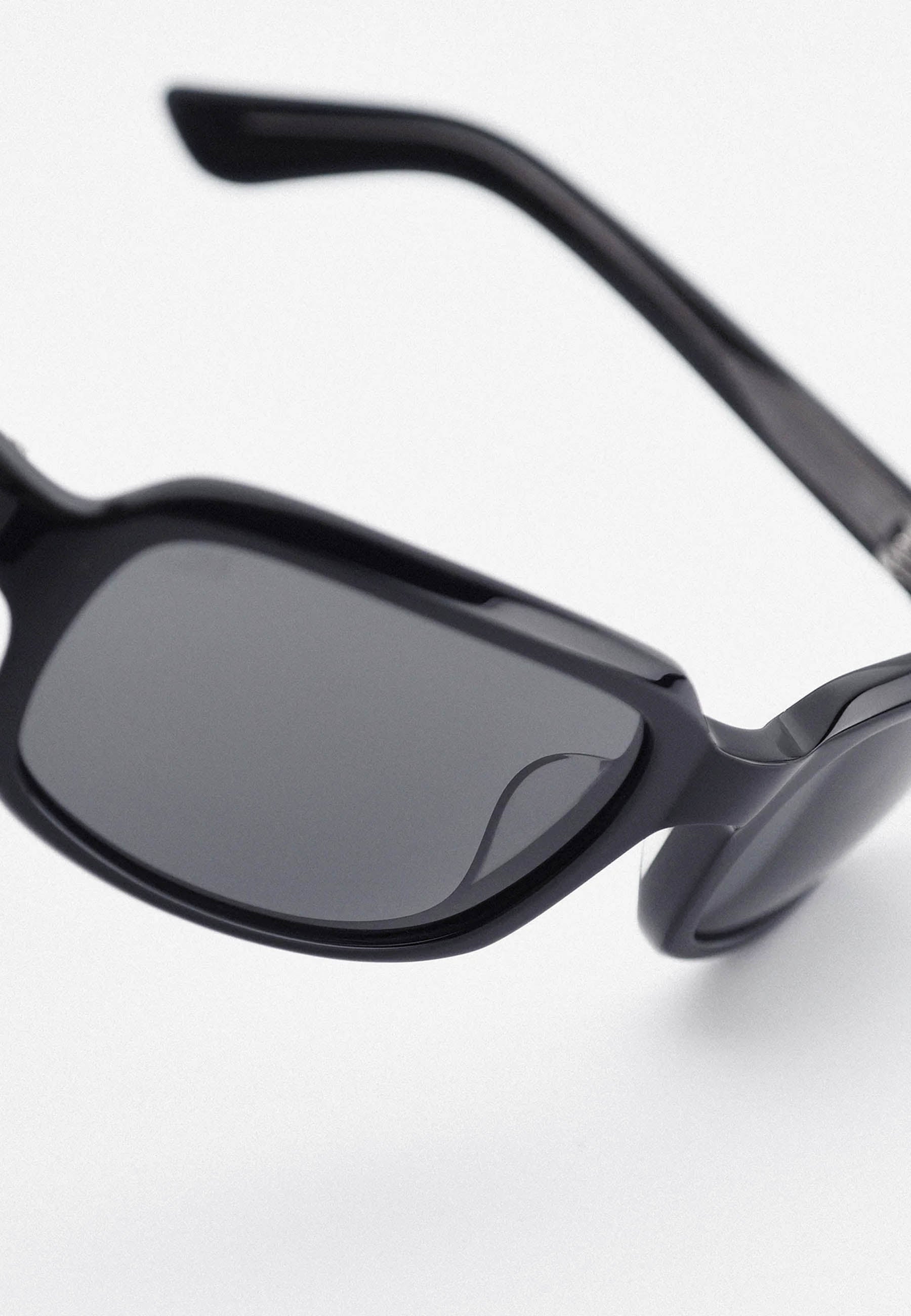 Cosmos Sunglasses - Black