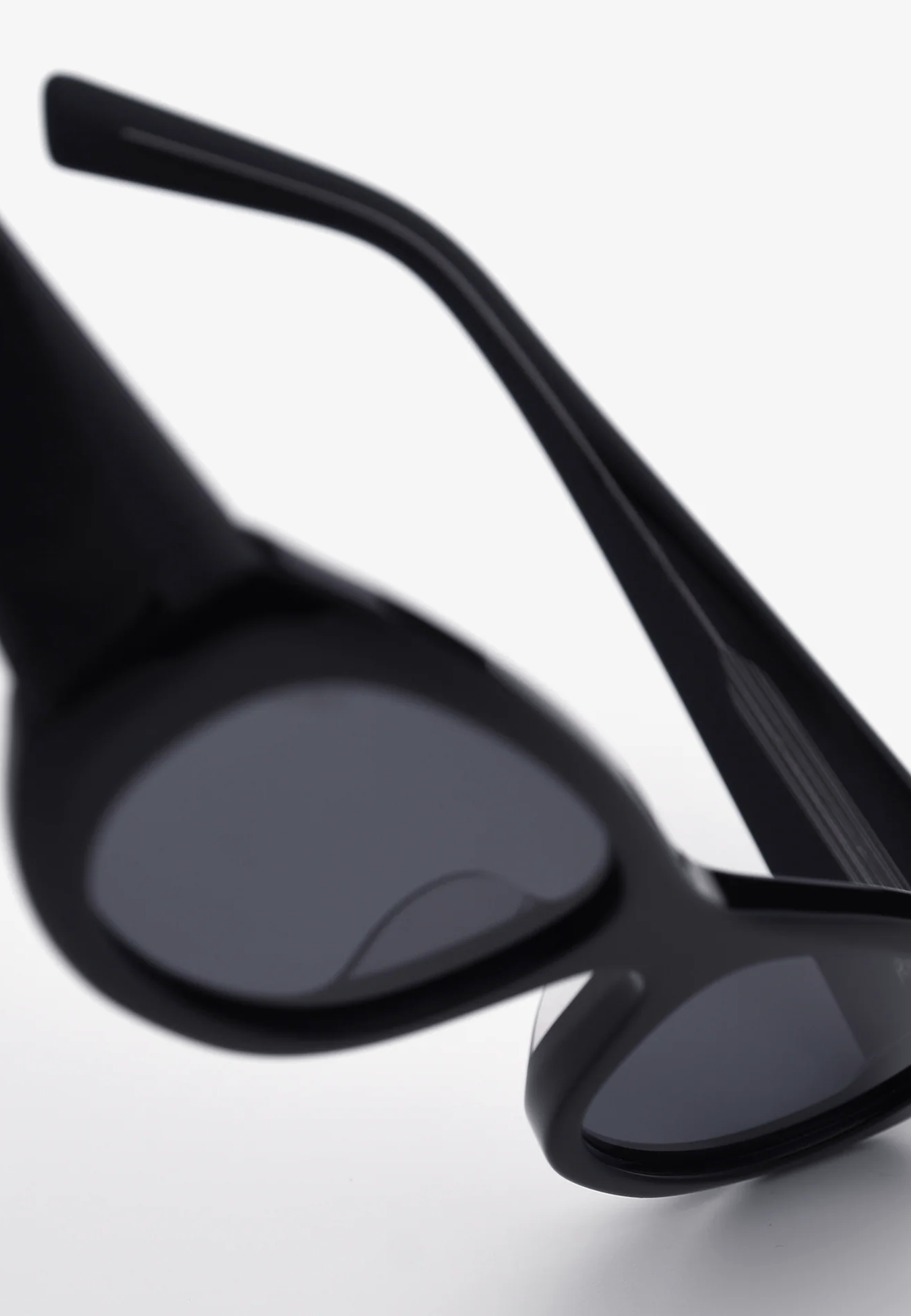 Newt Sunglasses - Black