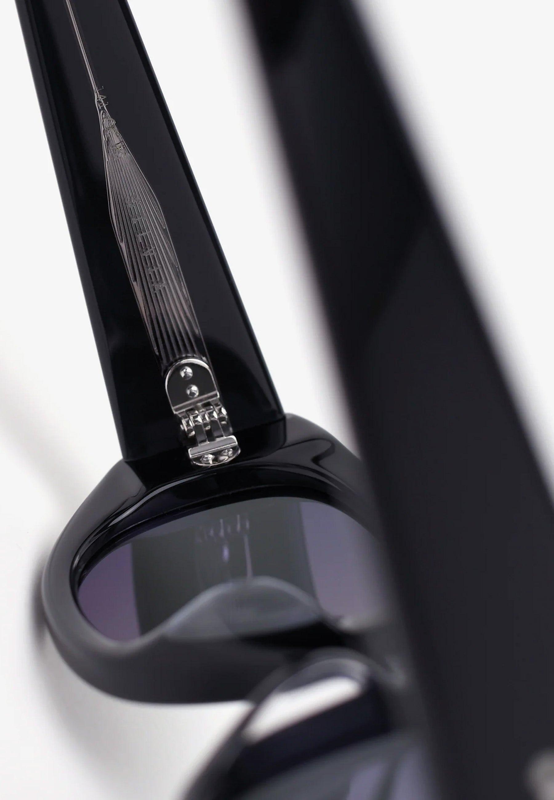 Silvia Sunglasses - Black