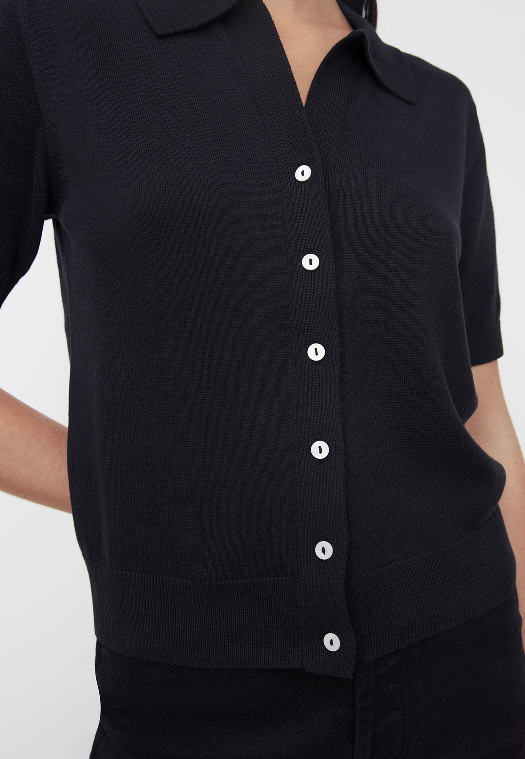 Andi Top - Black