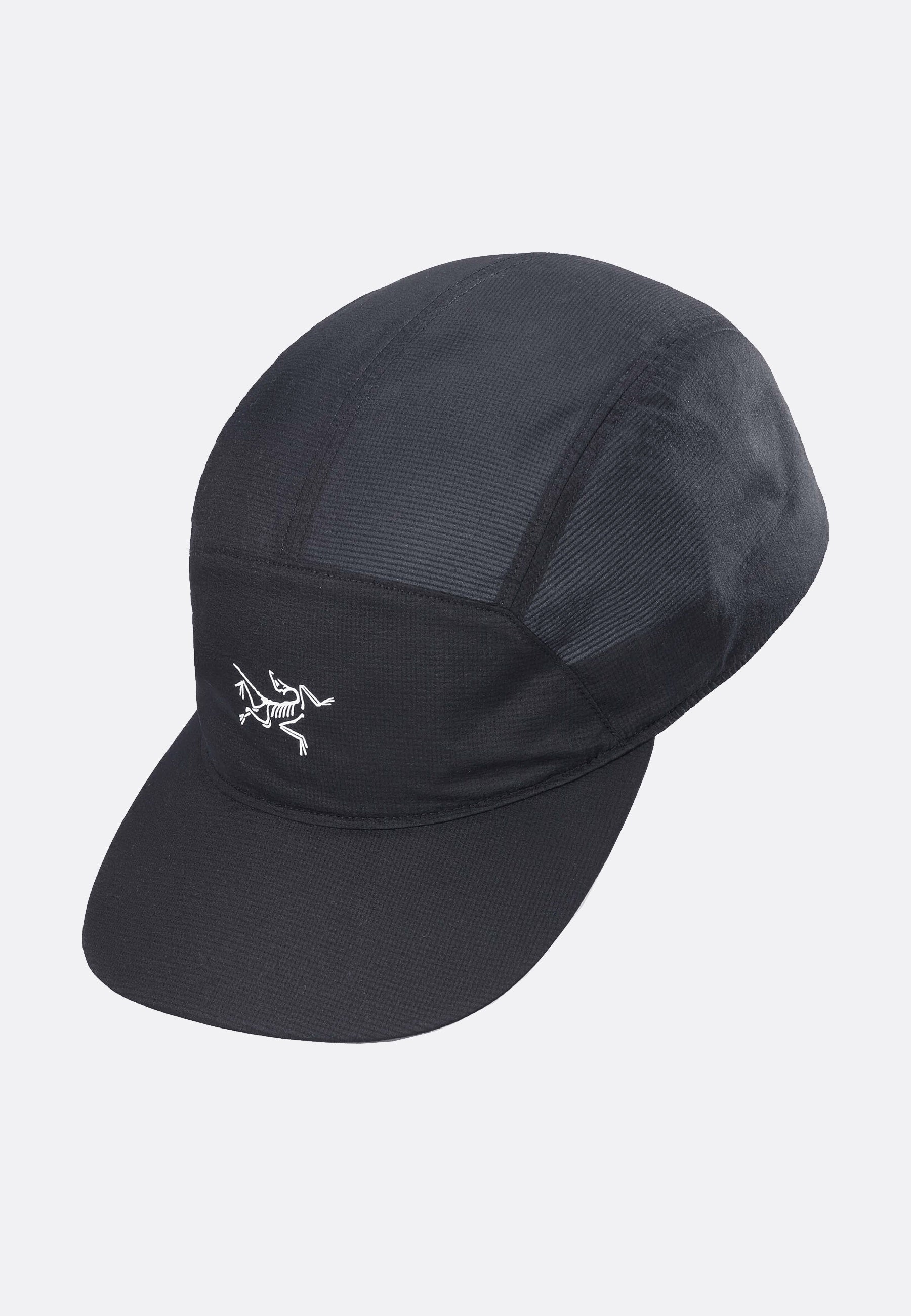 Aerios 5 Panel Cap - Black/Arctic Silk