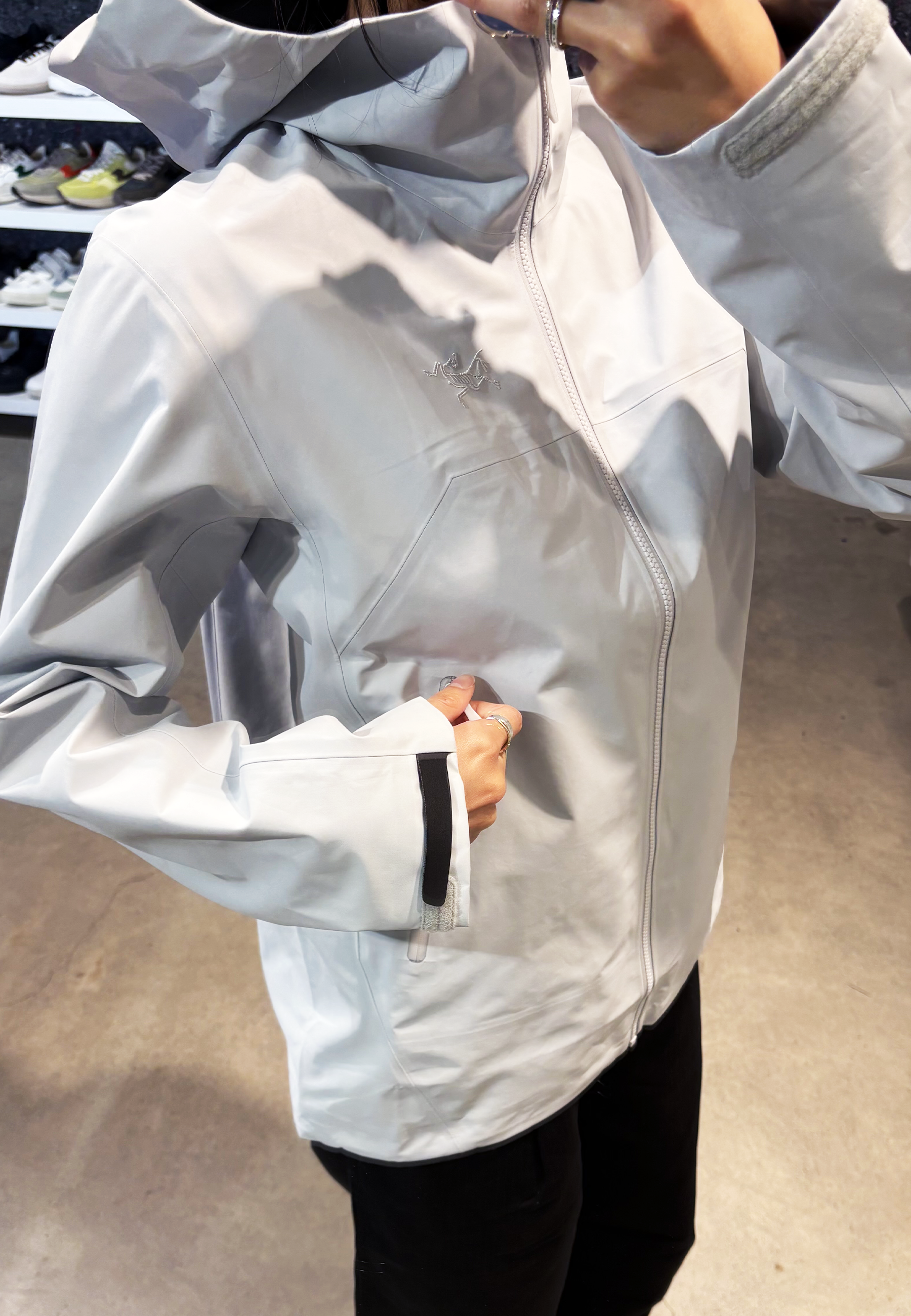 Beta Women's Jacket - Solitude