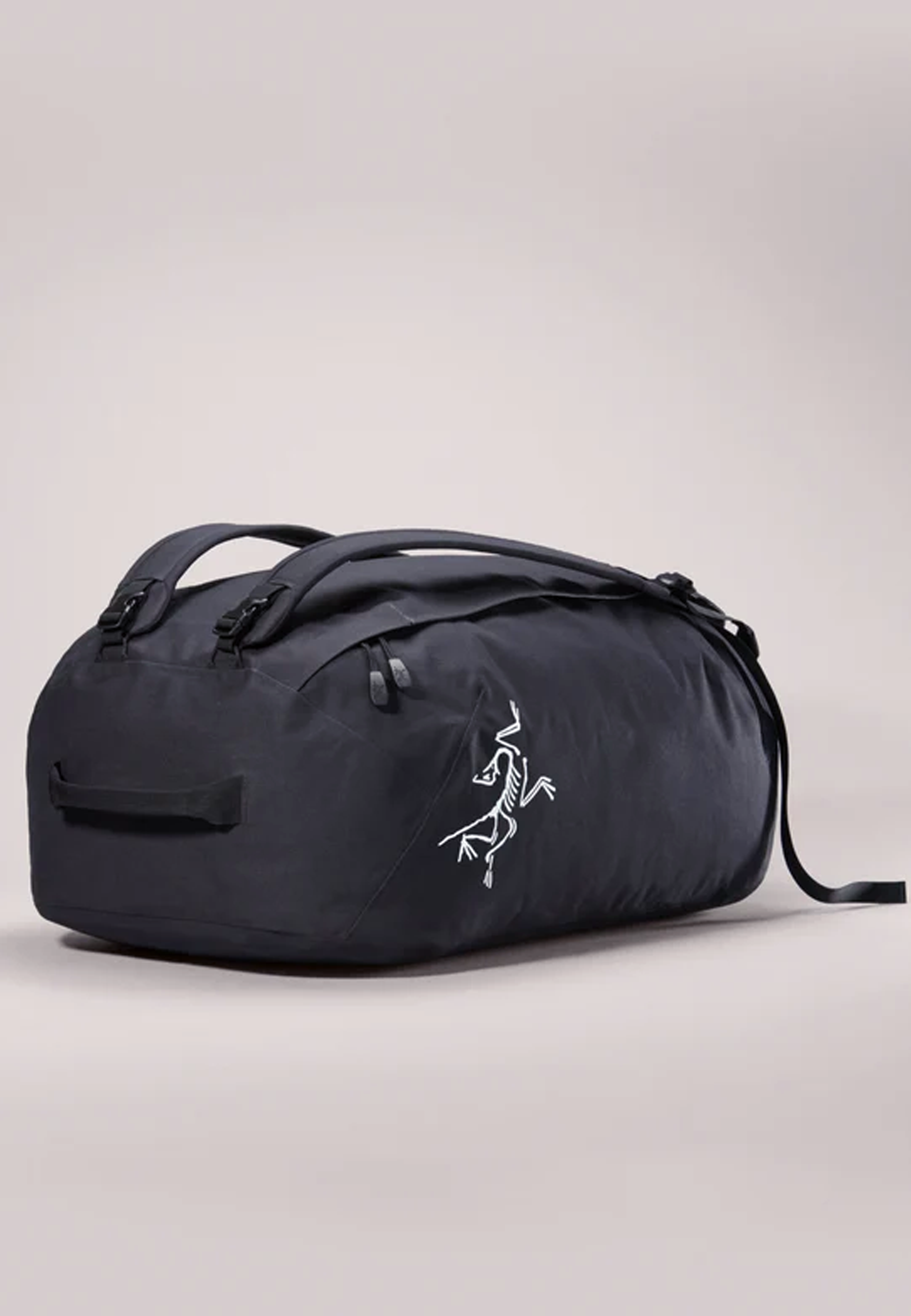 Arc'teryx | Buy Carrier 75 Duffle - Black online | Good As Arc'teryx | Buy Carrier 75 Duffle - Black online | Good As