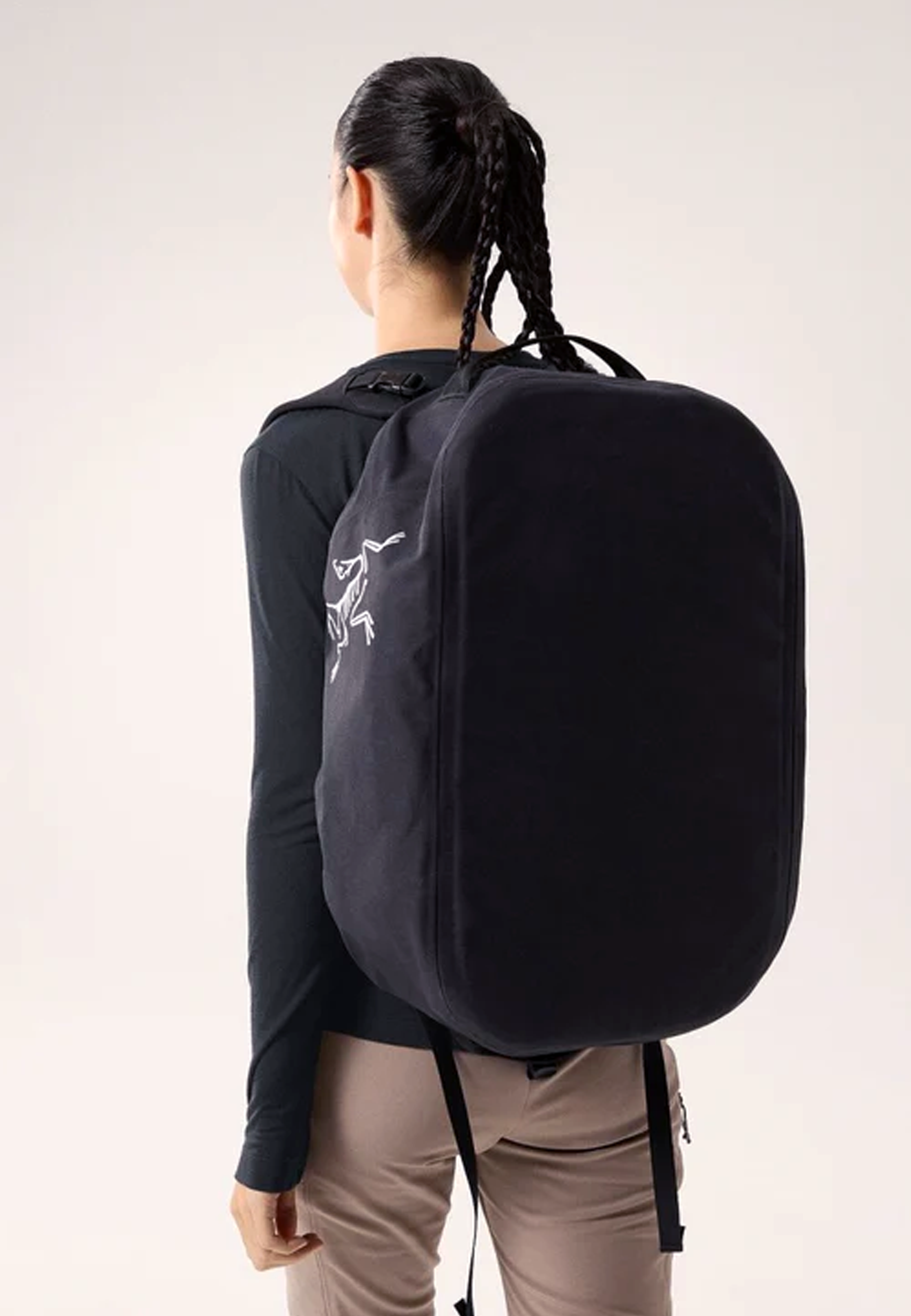 Carrier 40 Duffle - Black