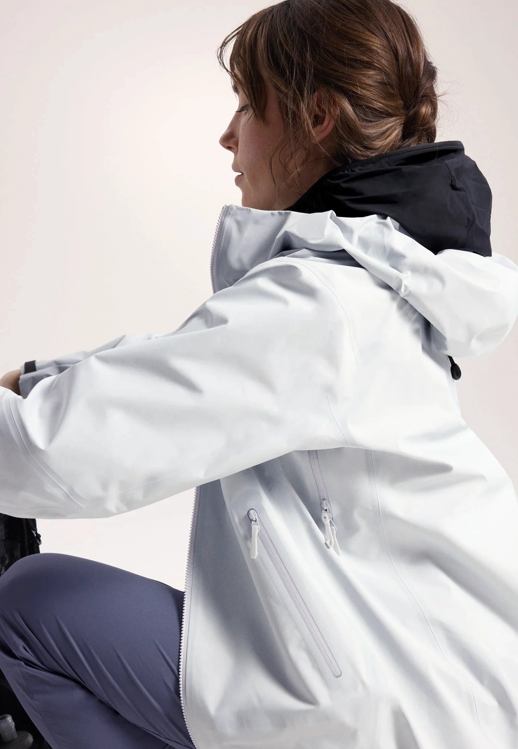 Women's Beta SL Jacket - Solitude