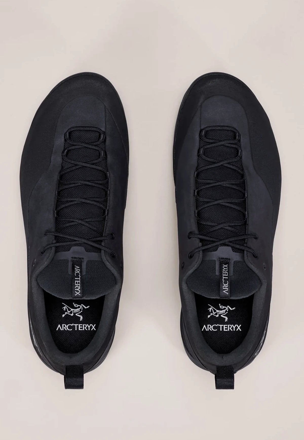 Konseal Women's - Black/Black