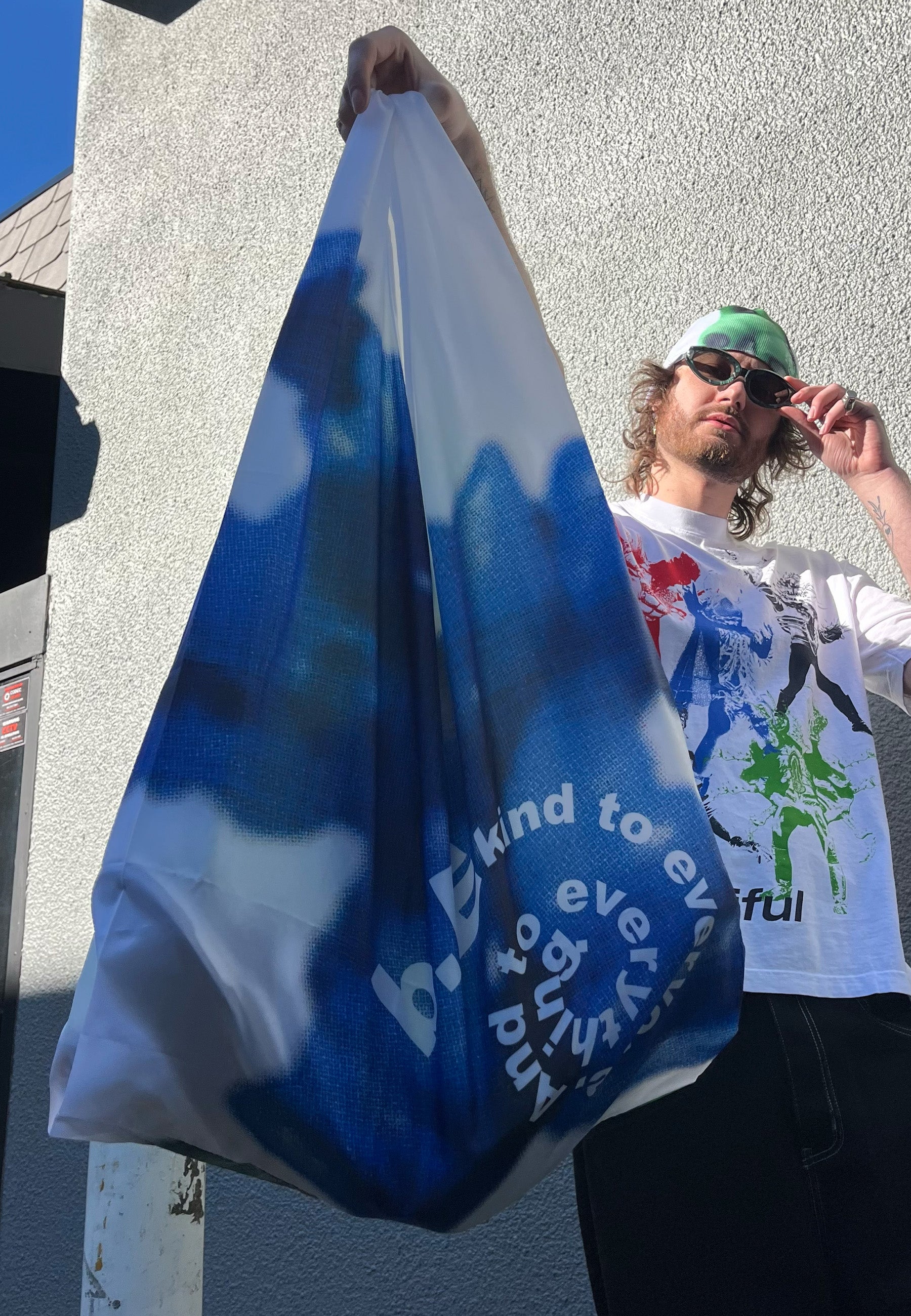 b.Eautiful x Kiiro Gummies XL Reusable Bag - White