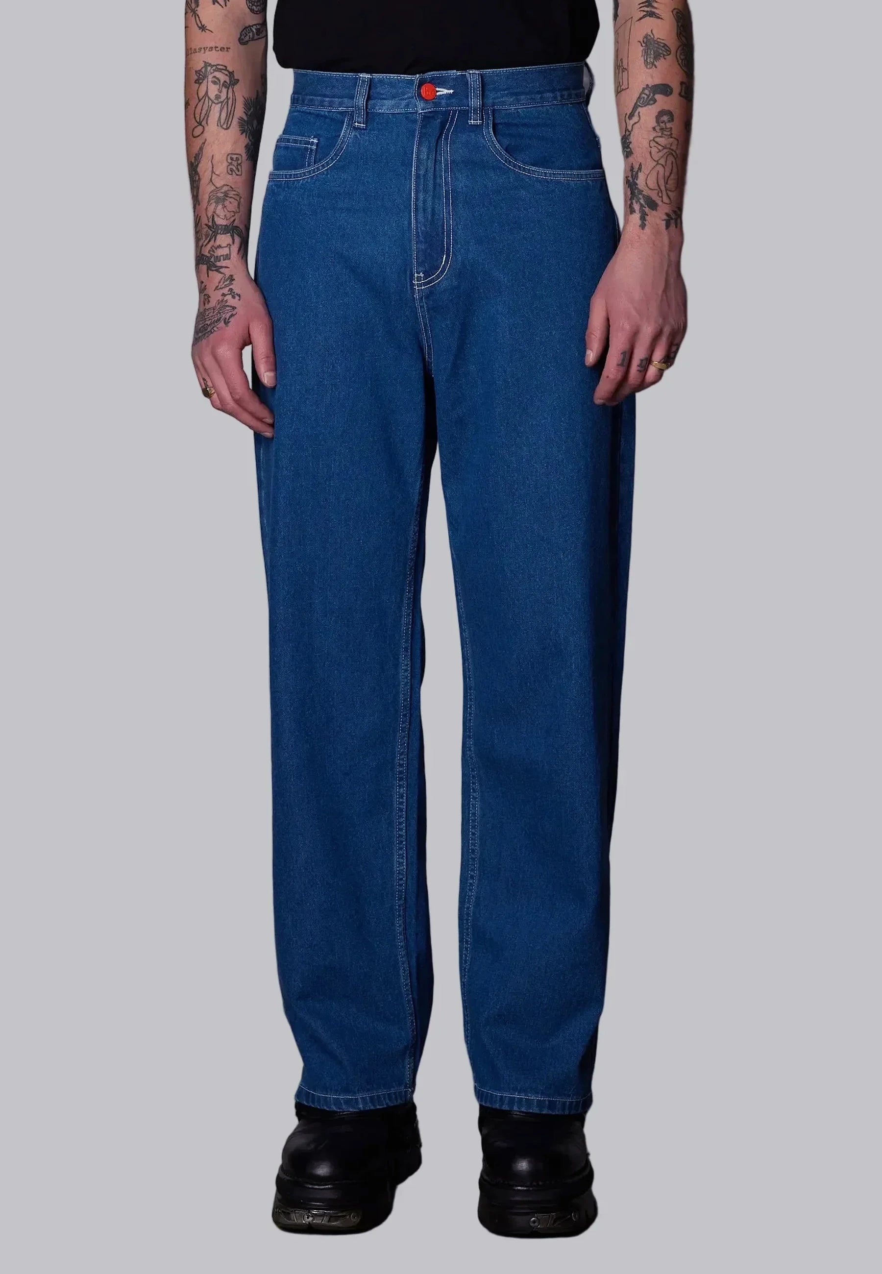 Super Loose - Blue/White Stitching