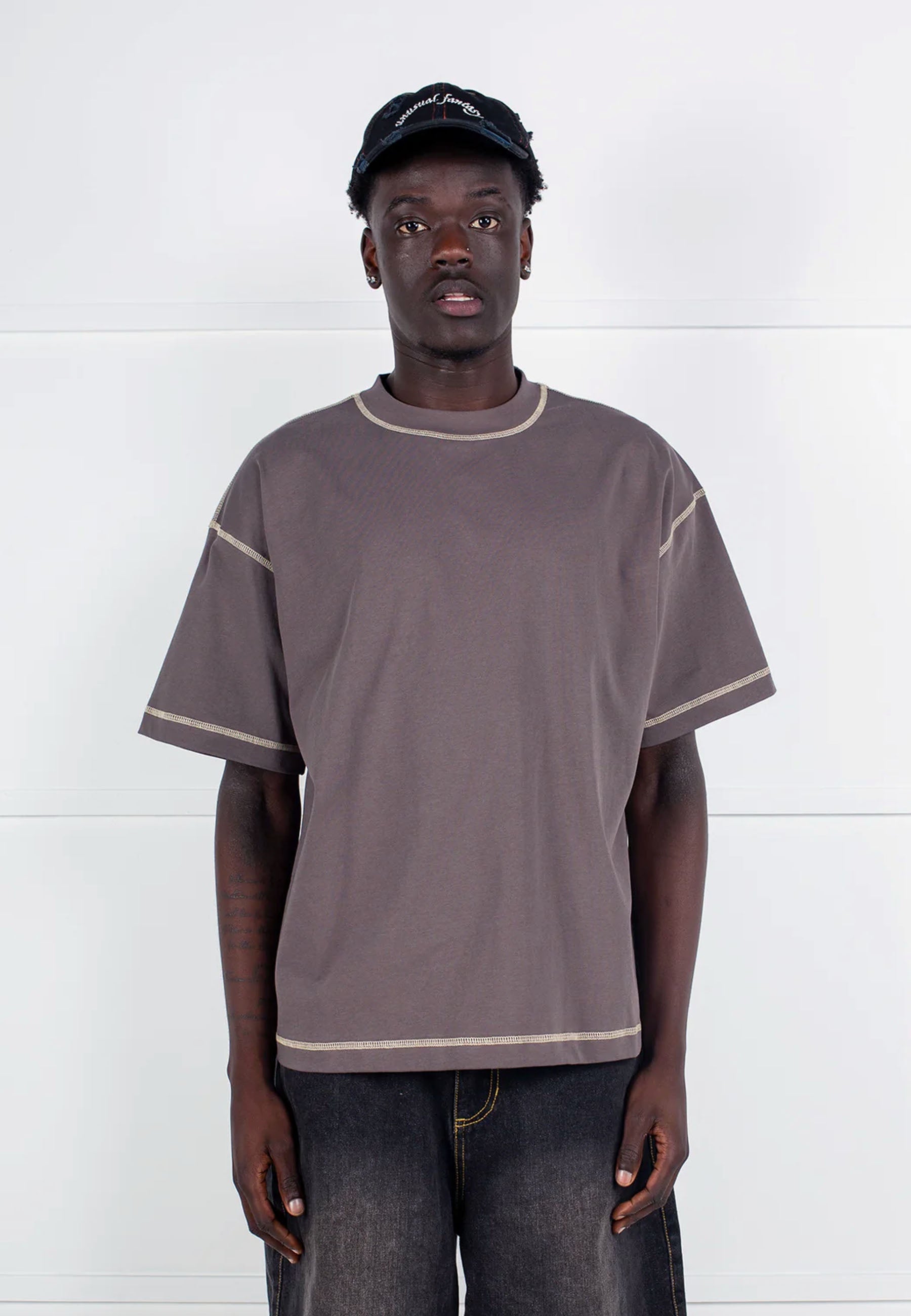 Contrast T-shirt - Charcoal