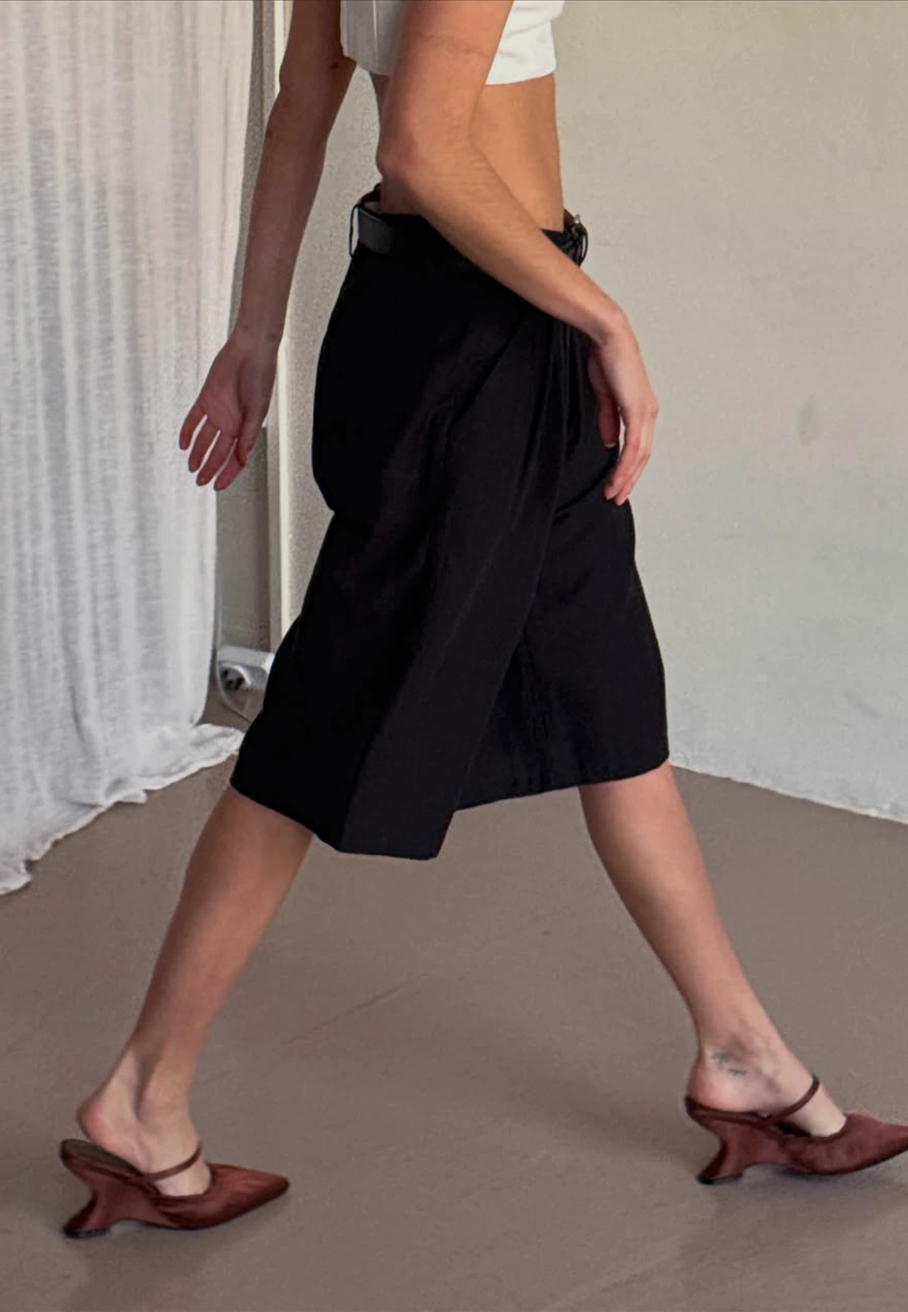 Longline Short - Black