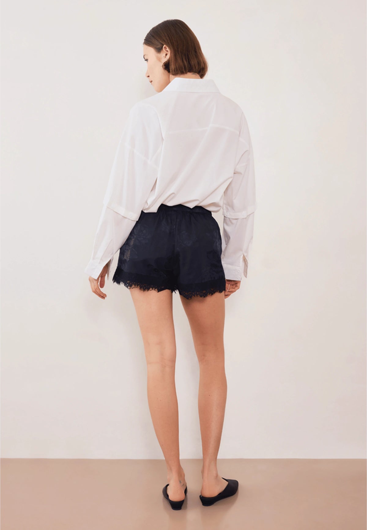 Ease Shirt - White