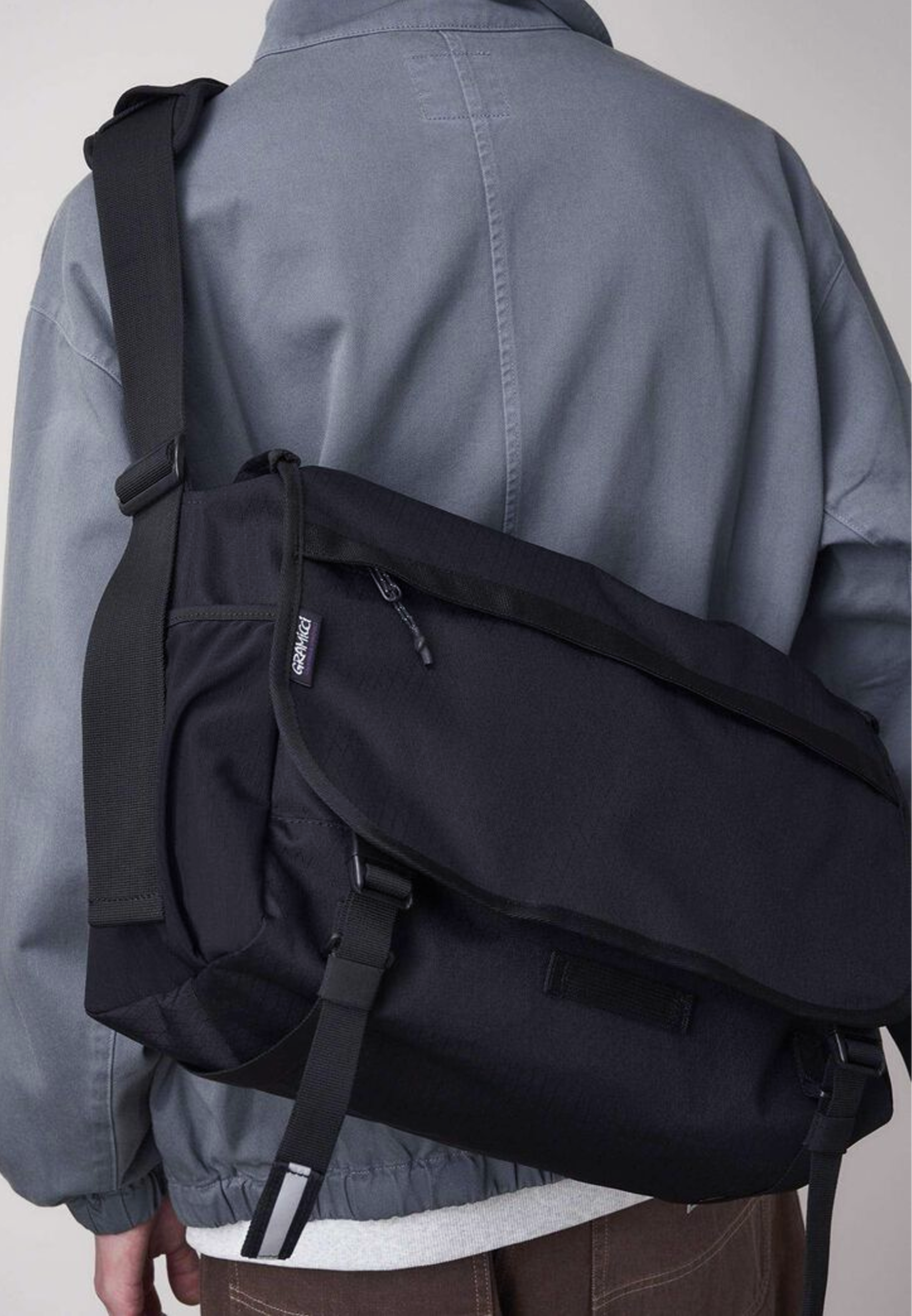 Gramicci Buy Messenger Bag Black online Good As Gold, NZ