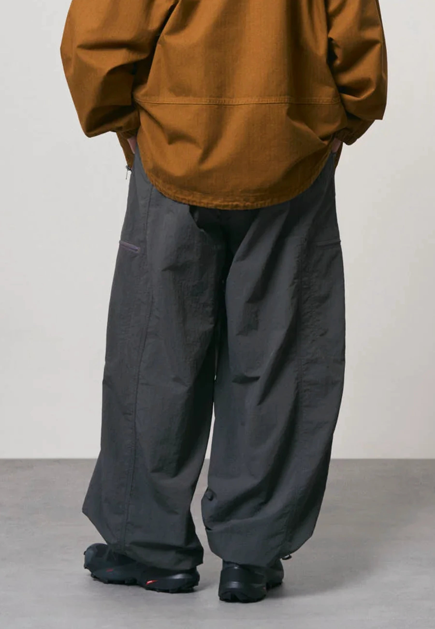 Women's Nylon Balloon Pant - Carbon