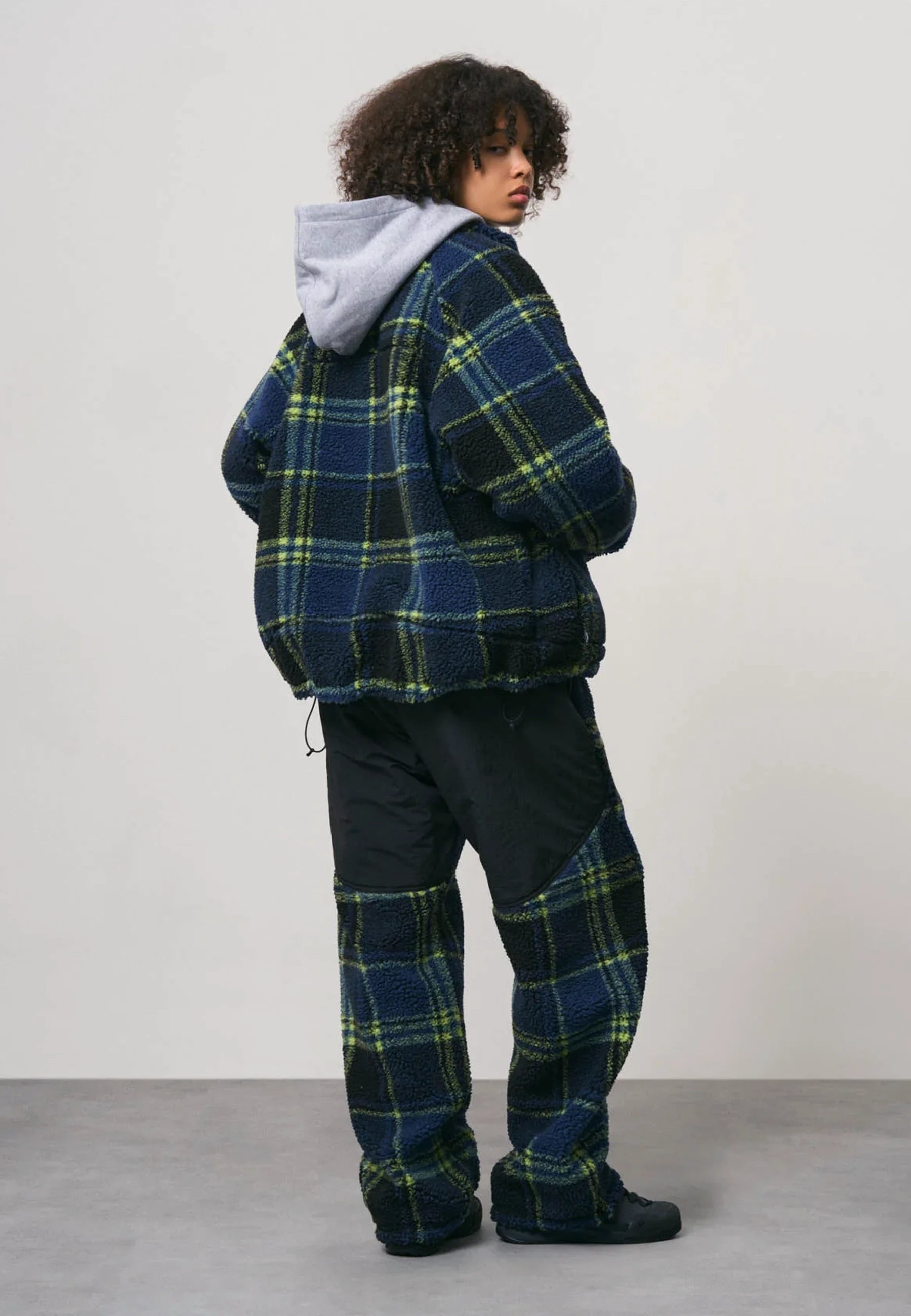 Reversible Sherpa Plaid Jacket - Plaid/Black