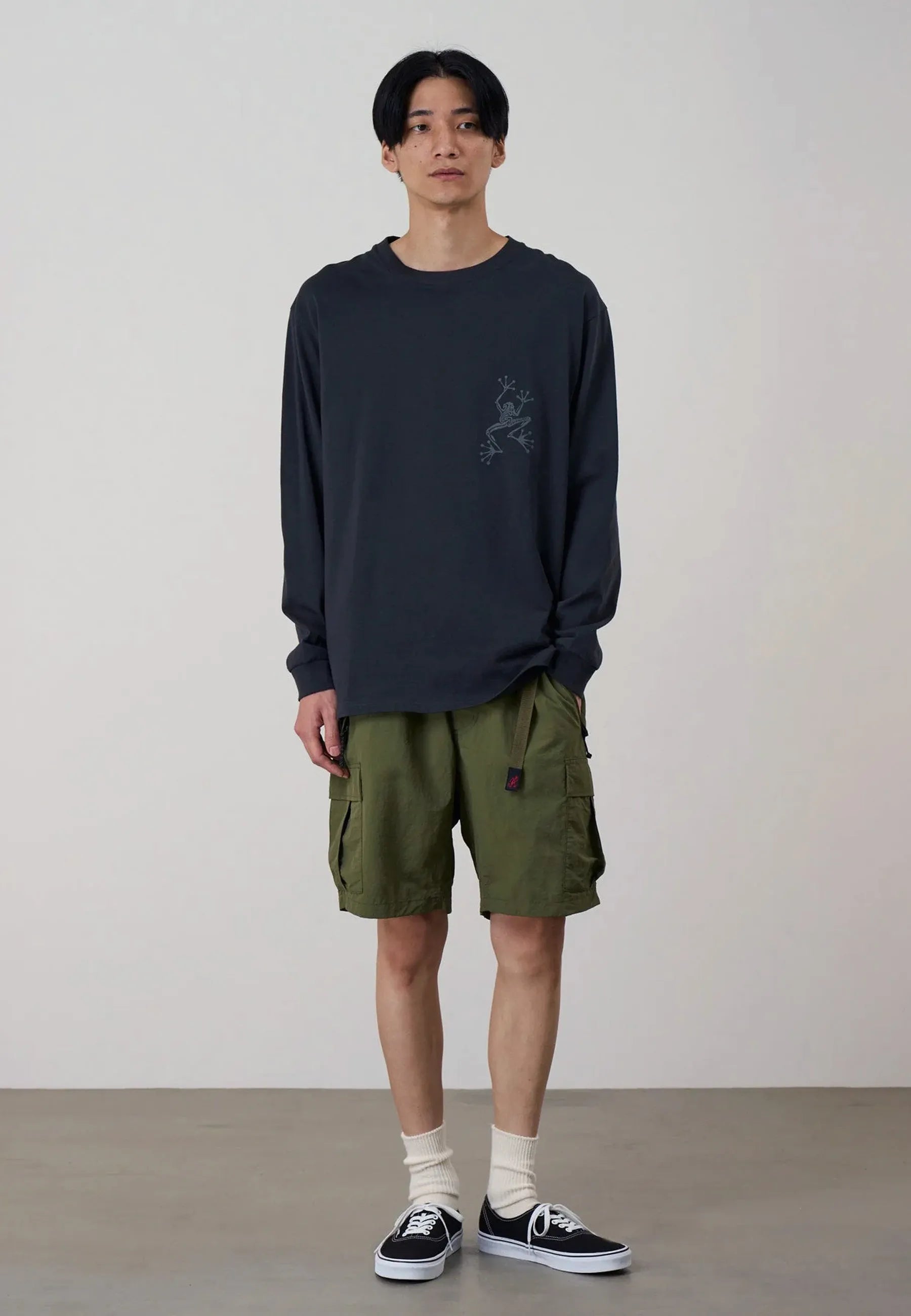 Sticky Hands LS Shirt - Vintage Black