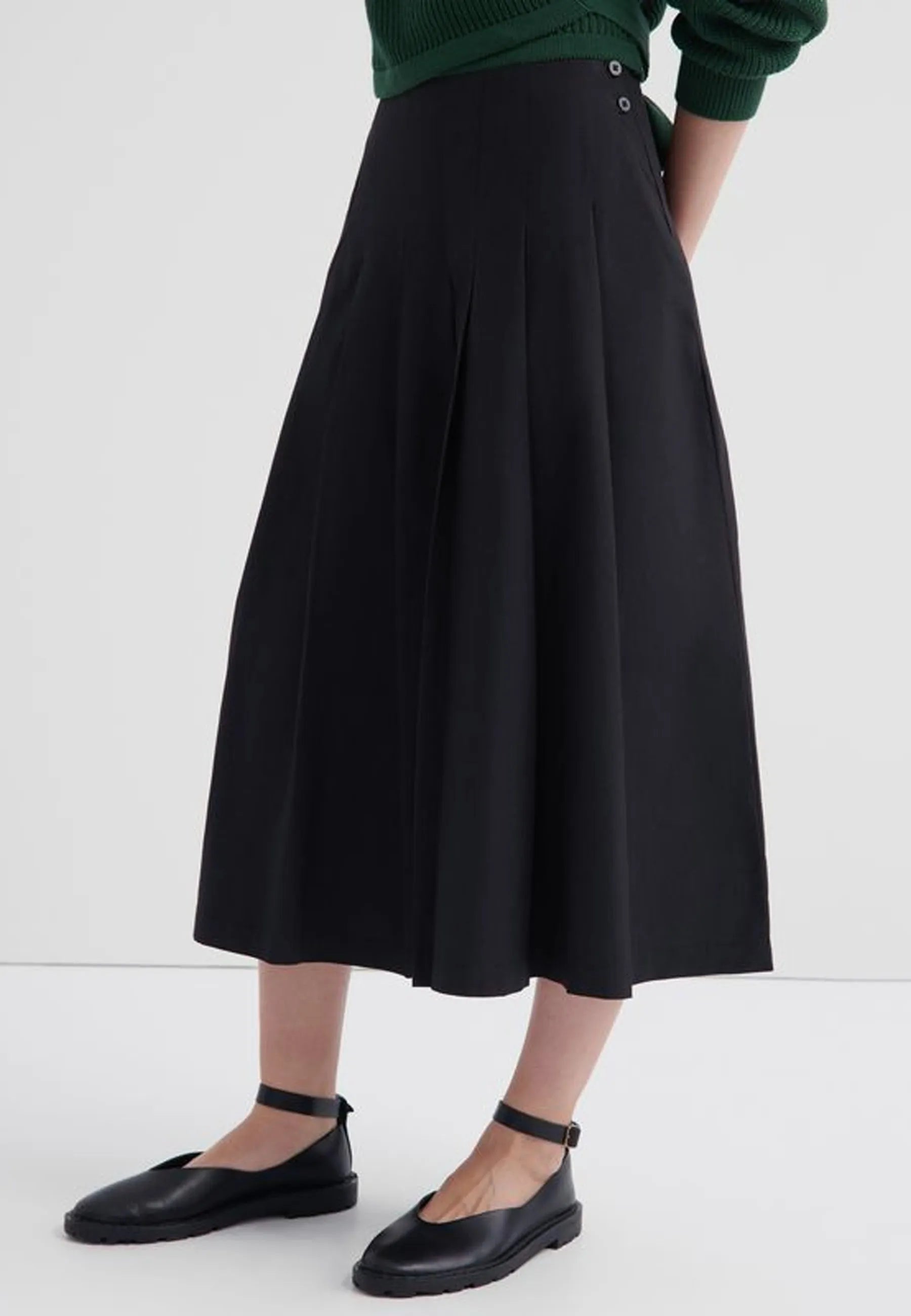Pleater Skirt - Black