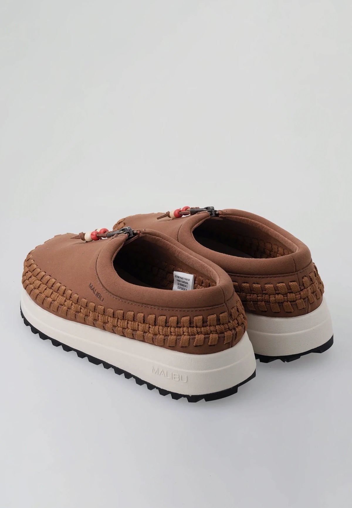 Enchanto Clog - Walnut/Off White