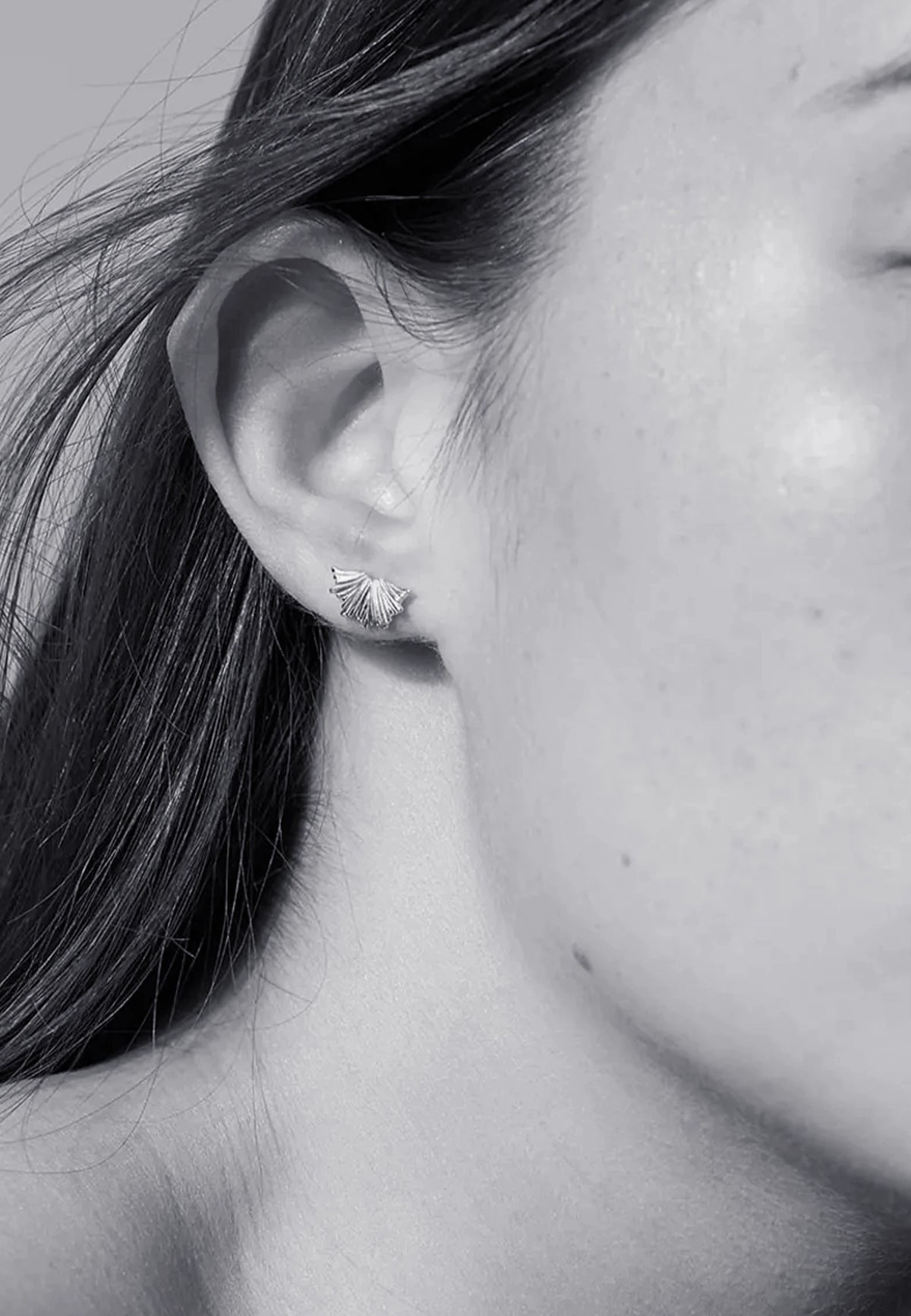 Vita Stud Earrings Small - Sterling Silver