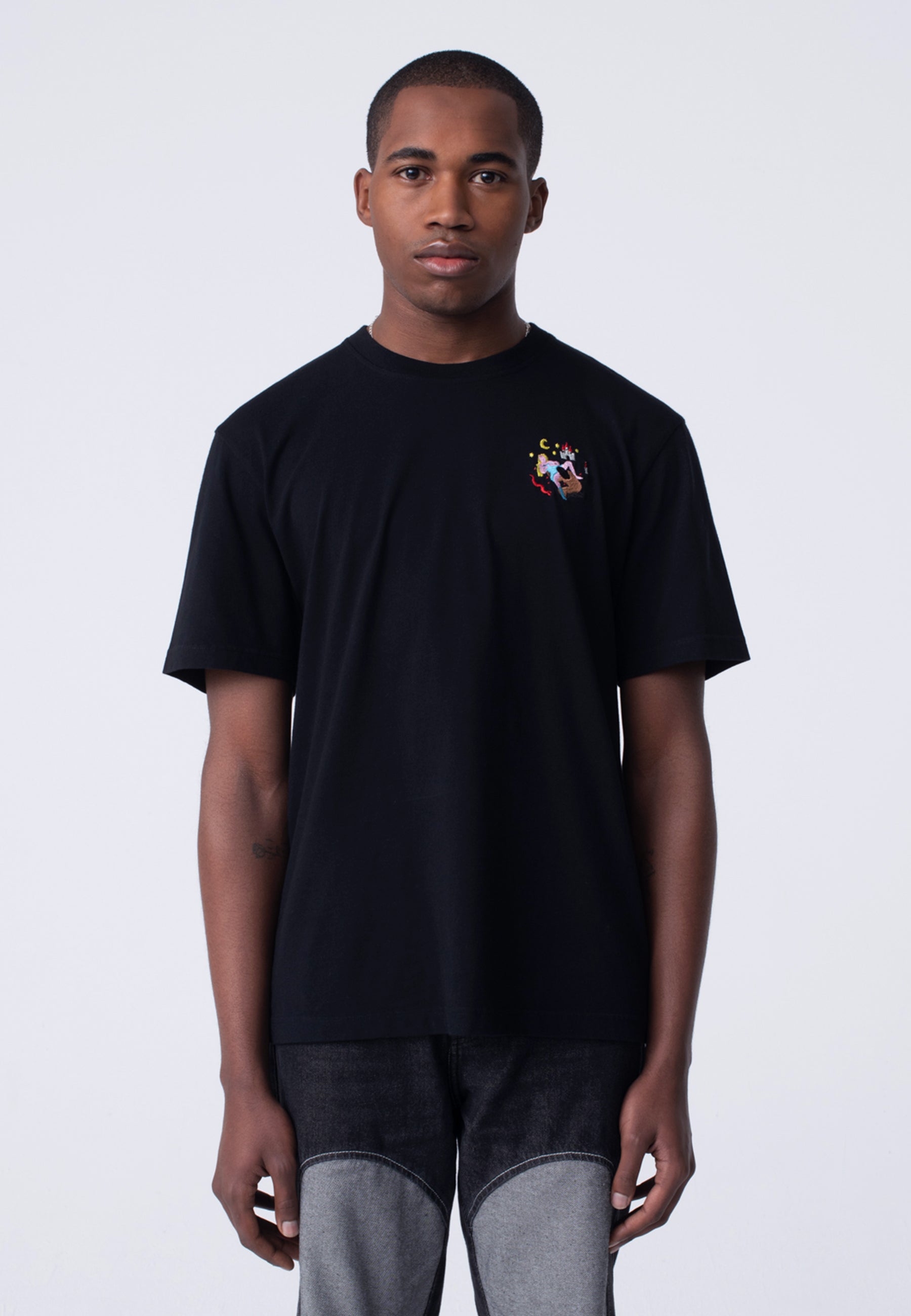 Middle Edging T-Shirt - Black