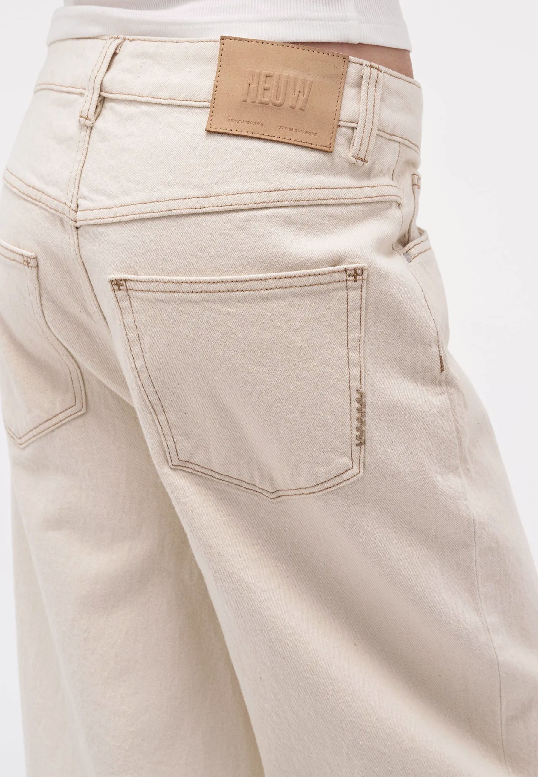 Yoko Baggy Crop Jeans - Cream